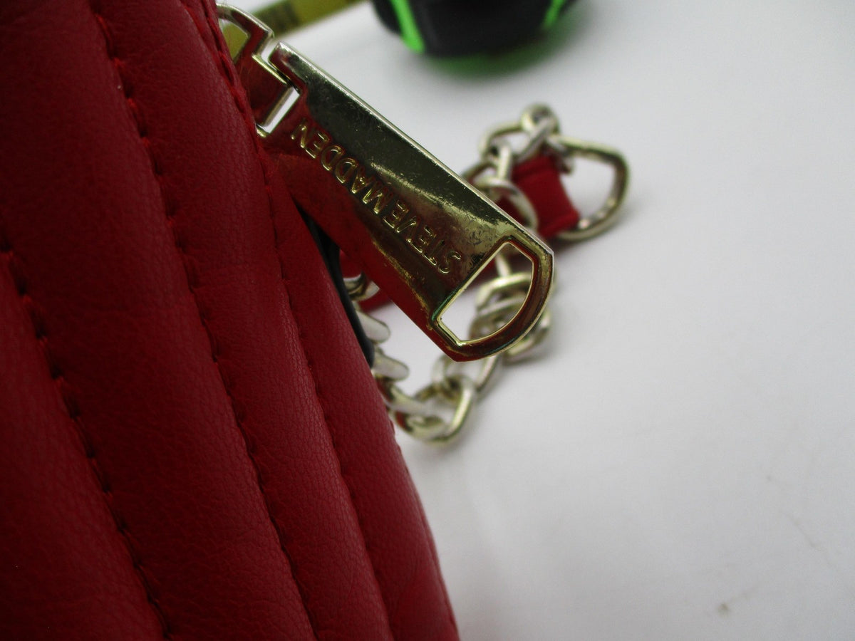 Steve Madden Crossbody Bag Womens Small Red Quilted Faux Leather Gold SM Logo5