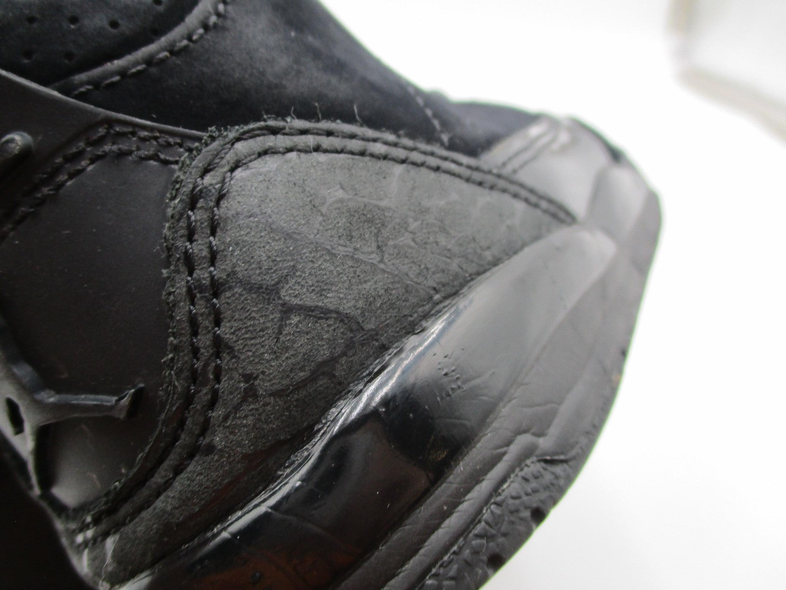 Jordan Kids Size 10C 'Black Cat' Suede Retro Basketball Sneakers DM0968001 1T912