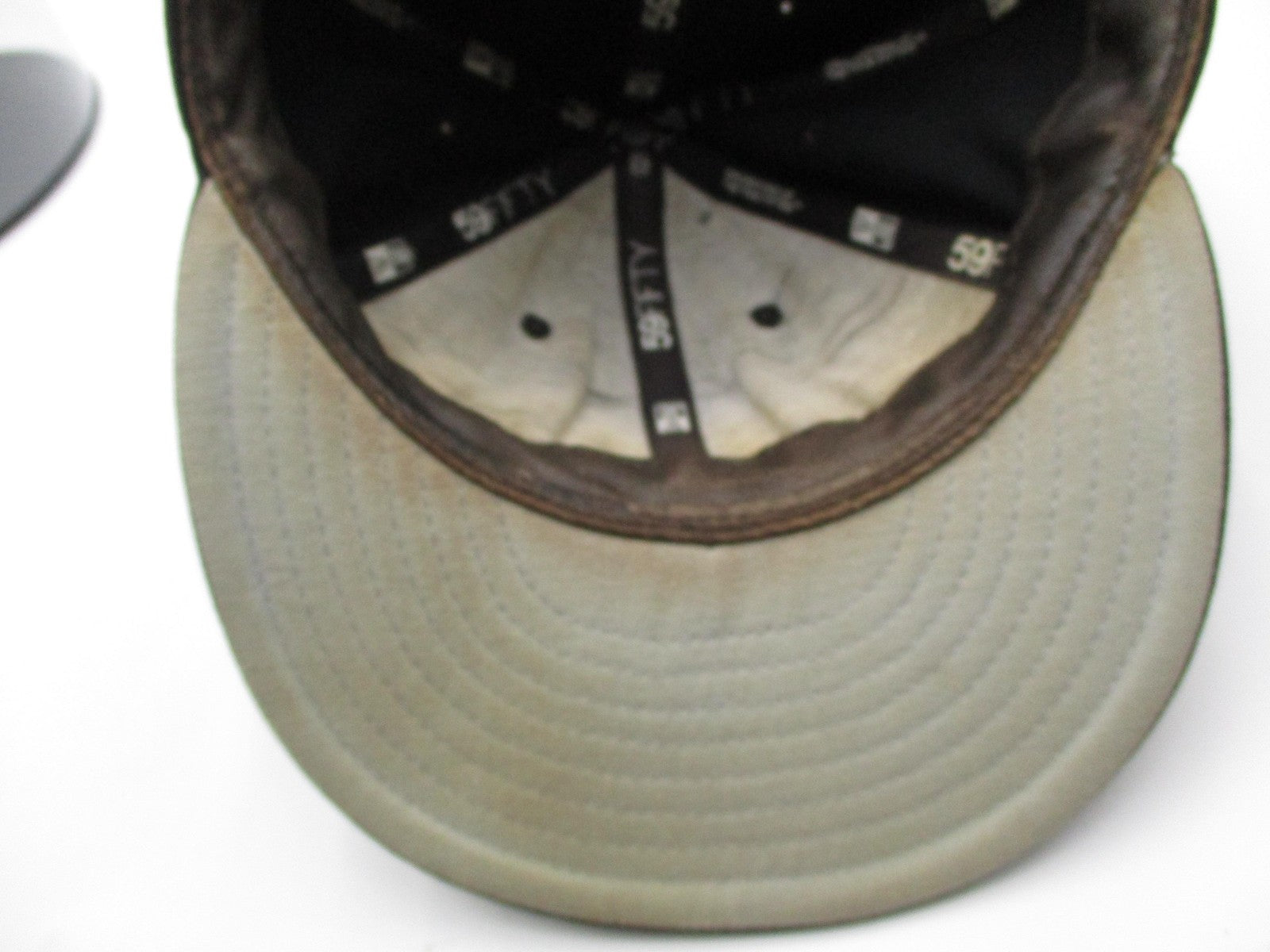 New Era DC Shoes Hat Cap Fitted Mens 7 3/8 Black 59FIFTY Skateboard Distressed6