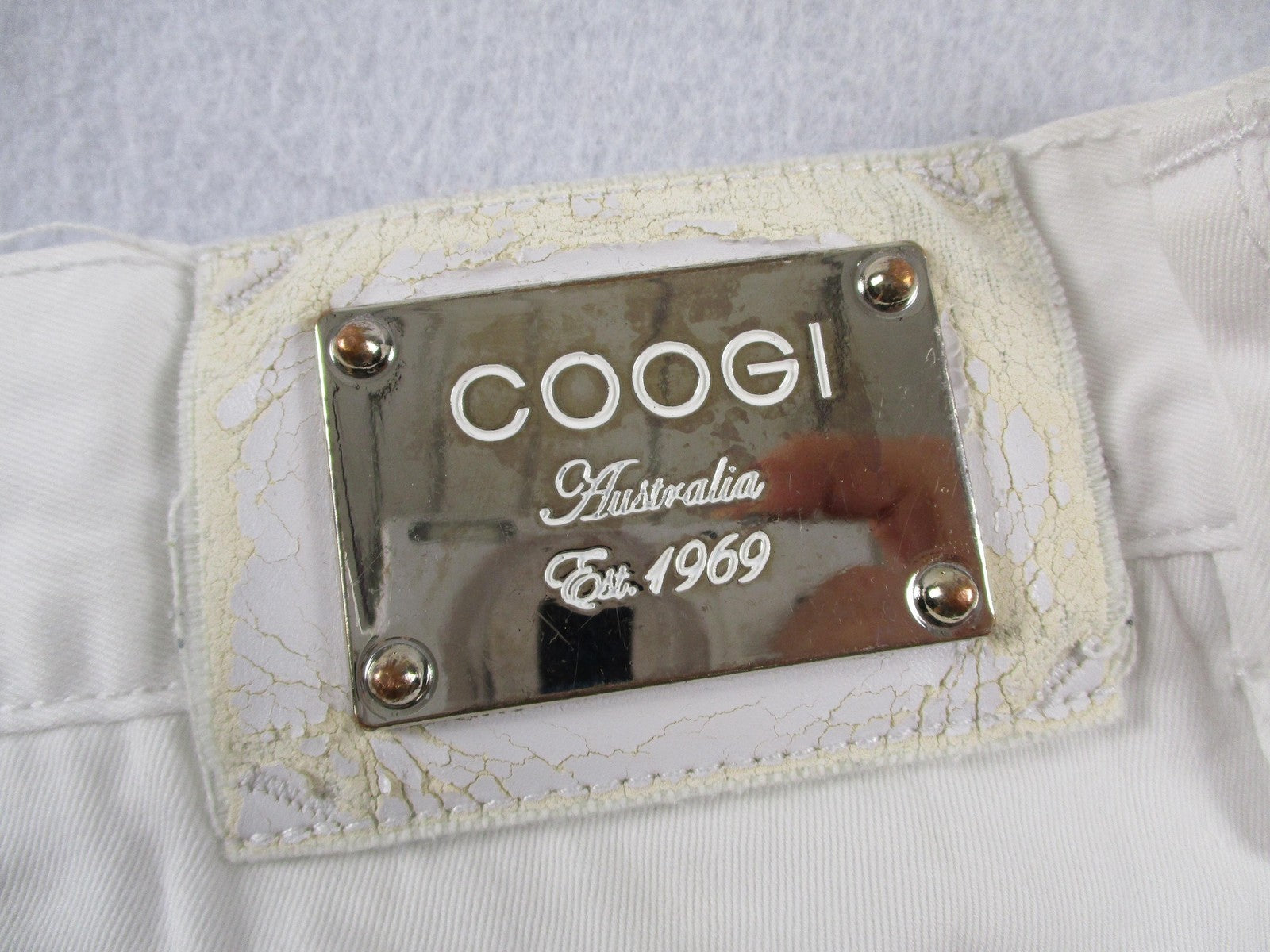 COOGI Shirt & Cargo Shorts Mens 42 White Nautical Anchor Crest Graphic Set 167523