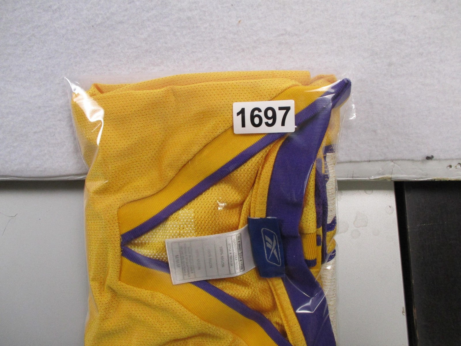 Los Angeles Lakers Jersey Mens Medium Gold NBA Shaquille O'Neal 34 Reebok 169710
