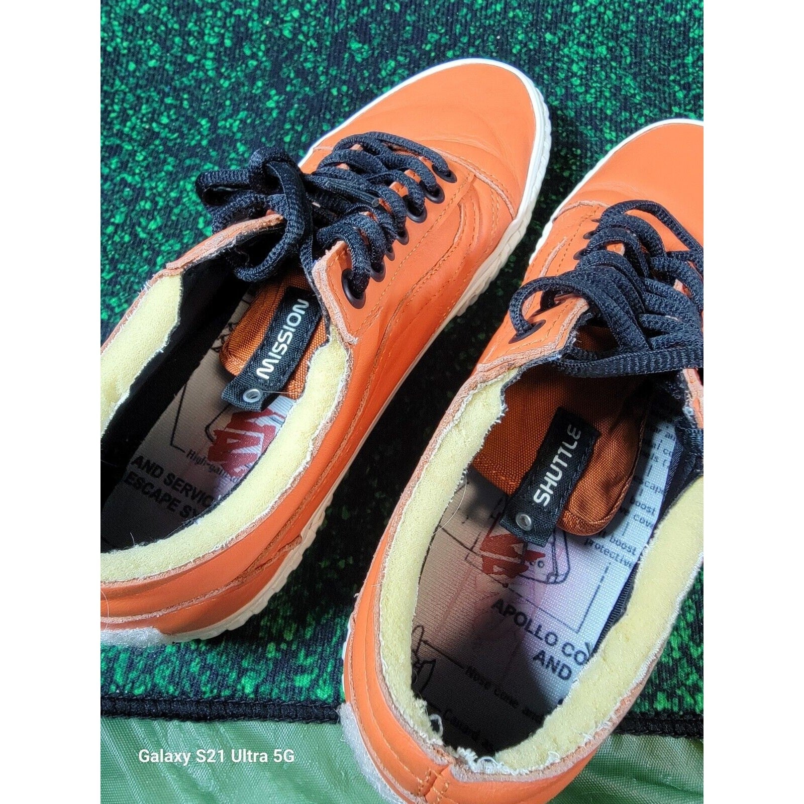 Size 7  VANS NASA x Old Skool Orange Space Voyager/Space Shuttle