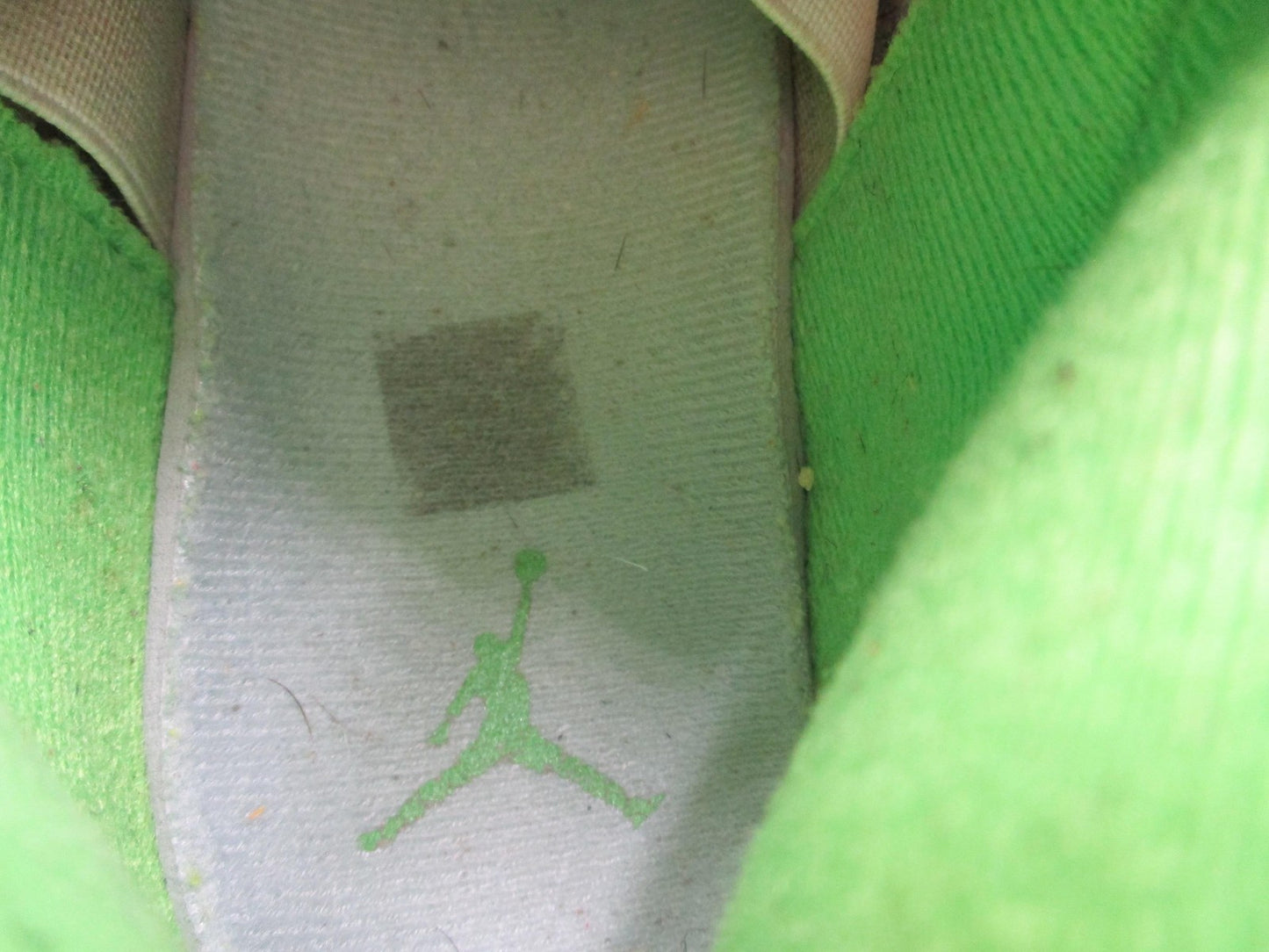 Nike Air Jordan 5 Retro Green Bean Shoes Youth Size 7Y Gray Volt GS DQ3734-00320