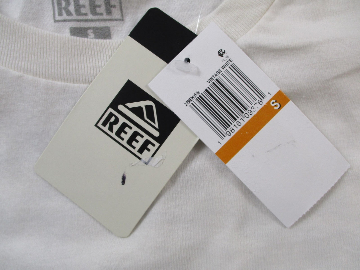 Reef Shirt Mens Small Vintage White Party Till Sunrise Surf Graphic Tee 15027
