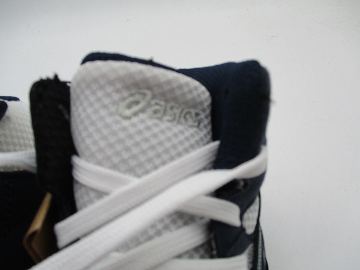 ASICS Snapdown Shoes Youth Size 2.5 White Navy Wrestling Sneakers 1084A0142
