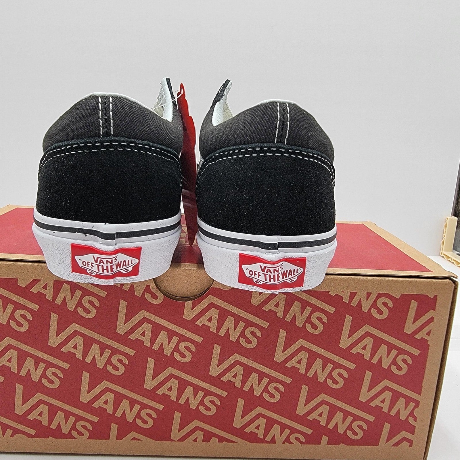 Vans Old Skool Shoes Kids Size 2.5 Classic Skate Black True White VN000W9T6BT3