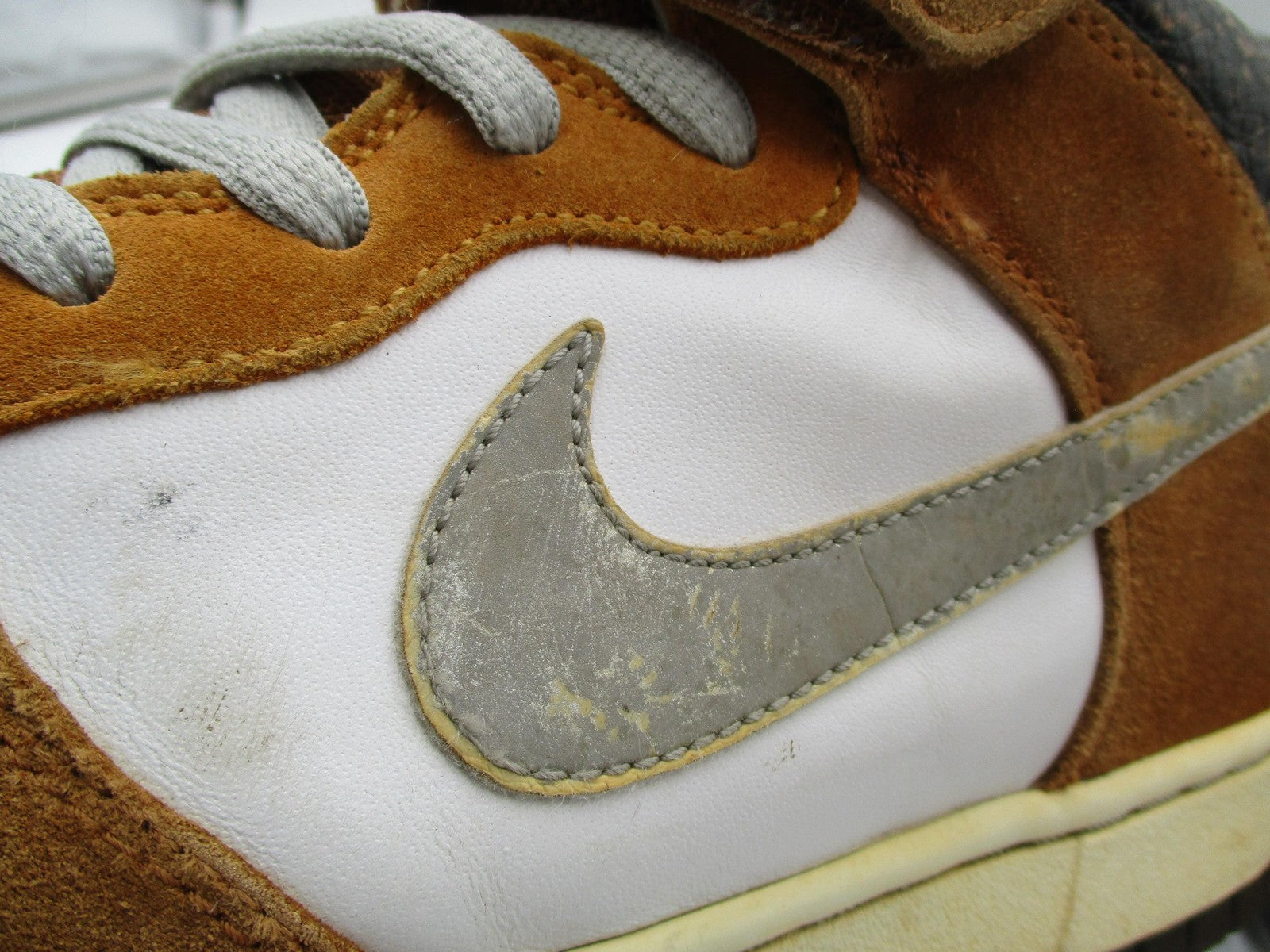 Vintage Nike Dunk Mid Pro SB 'Fender Bass' Sz 10 314383 102 Skate 2000s 1G210