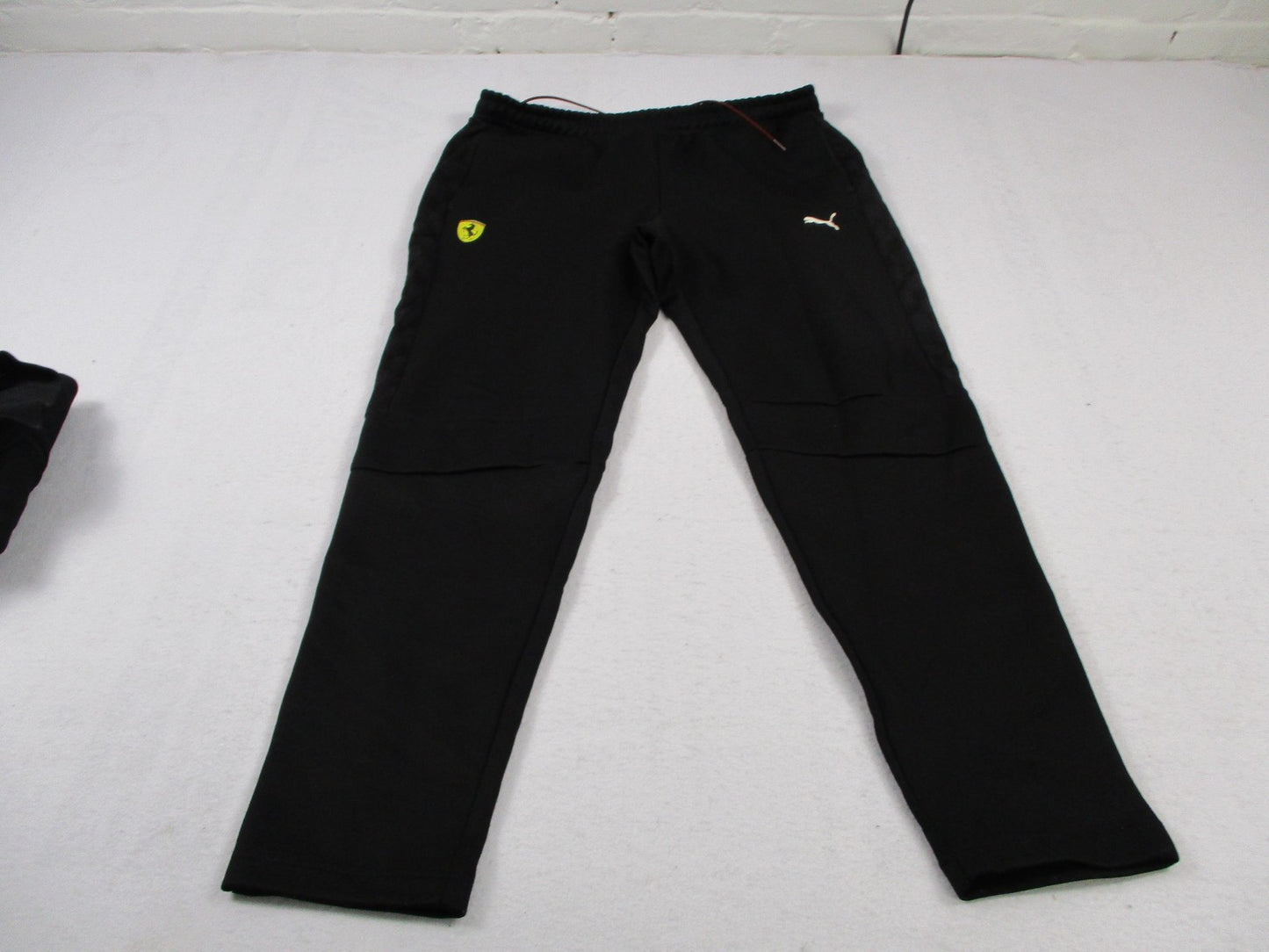 Scuderia Ferrari Set Mens L Top/XL Joggers Black Full Zip Formula 1 Racing Puma10