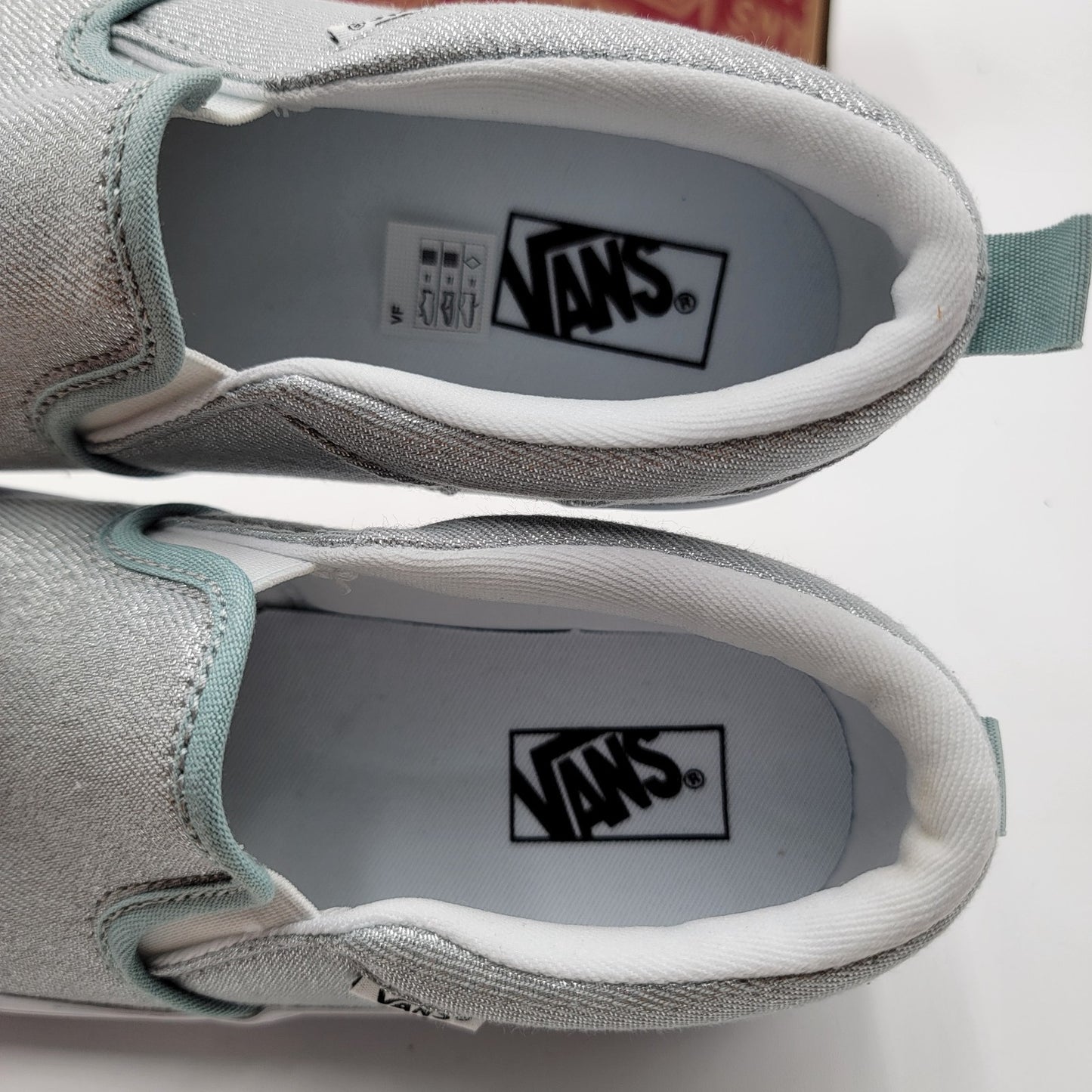 NEW Vans Asher Glimmer Gray Mist Slip-on Girl's Youth Size 4 VN000C4HM8I NIB5