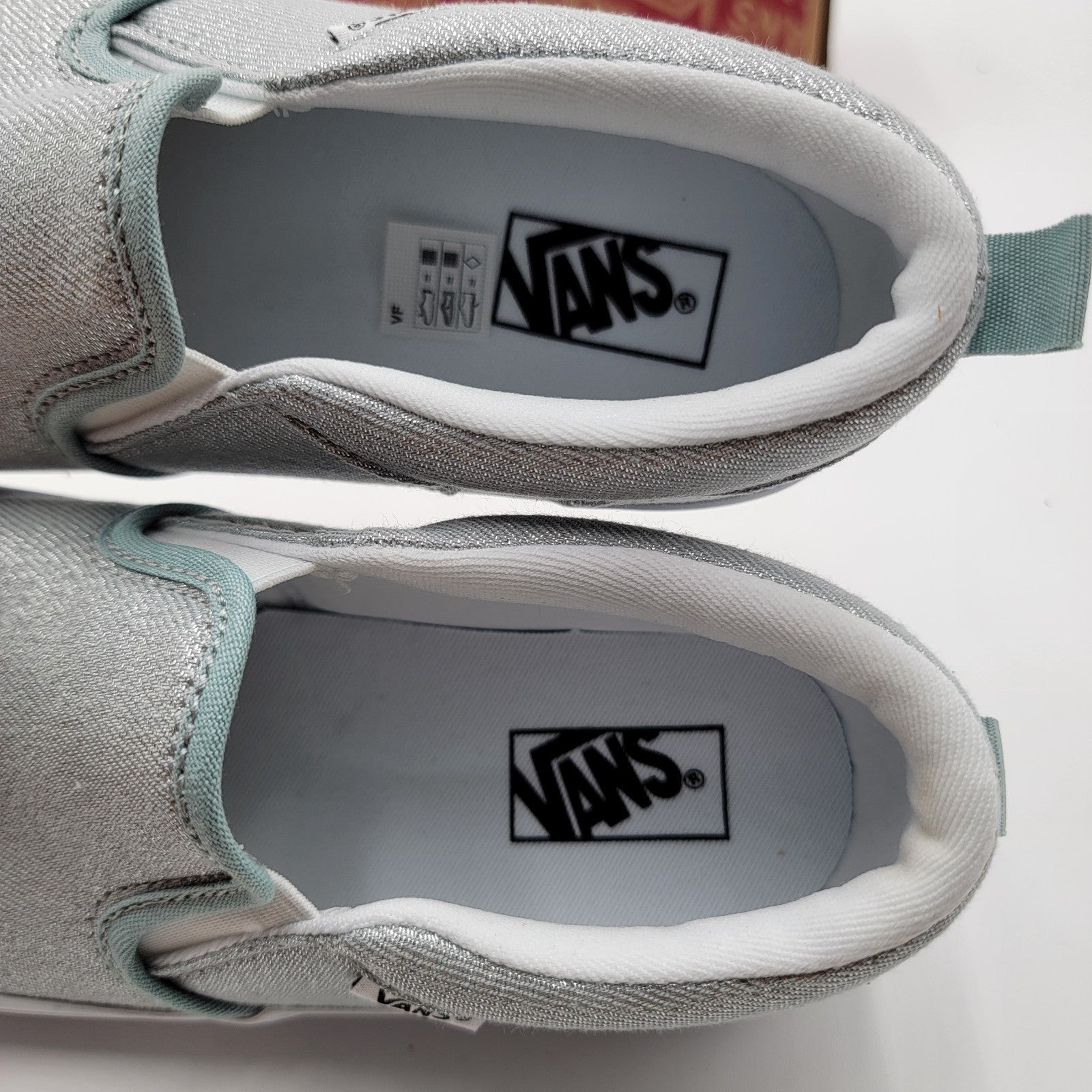 NEW Vans Asher Glimmer Gray Mist Slip-on Girl's Youth Size 4 VN000C4HM8I NIB5