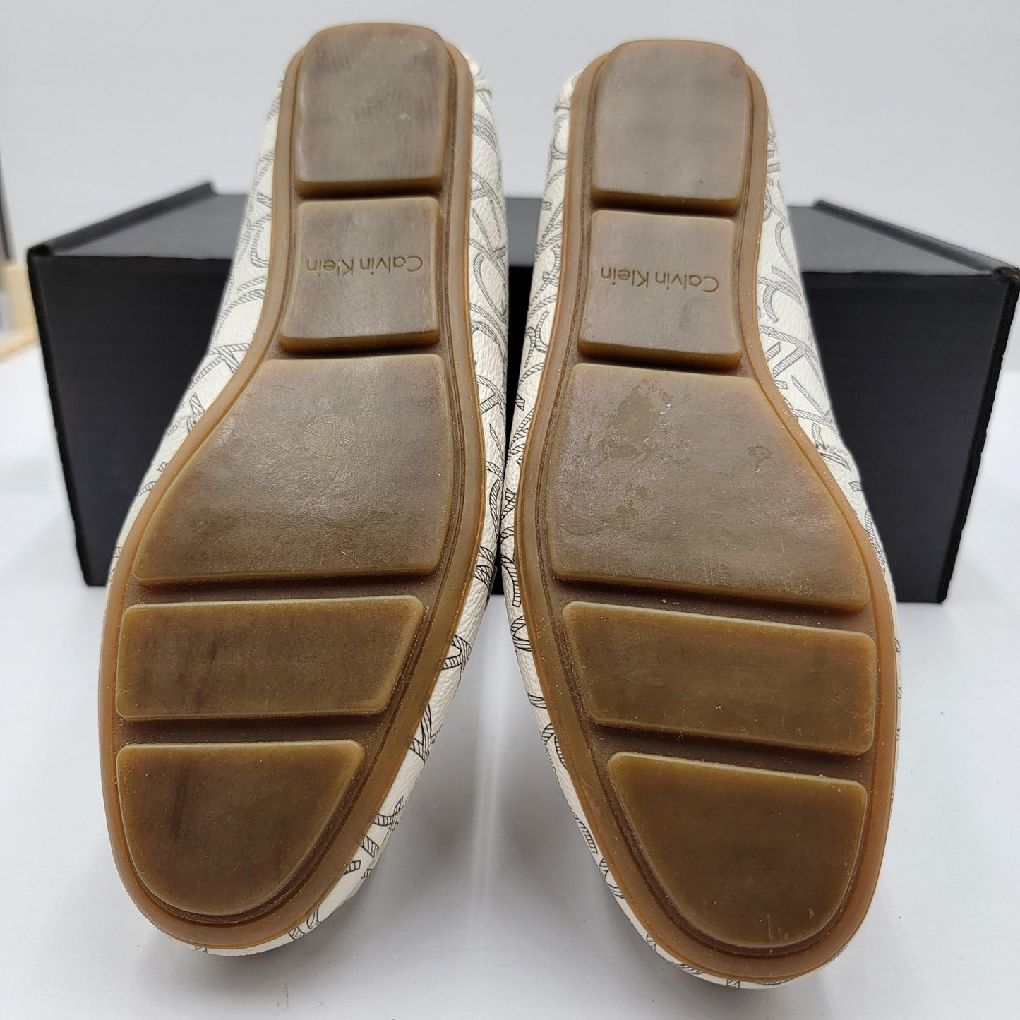Calvin Klein Shoes Womens Size 9.5 Logo Loafers Beige White Lisa 34E9870