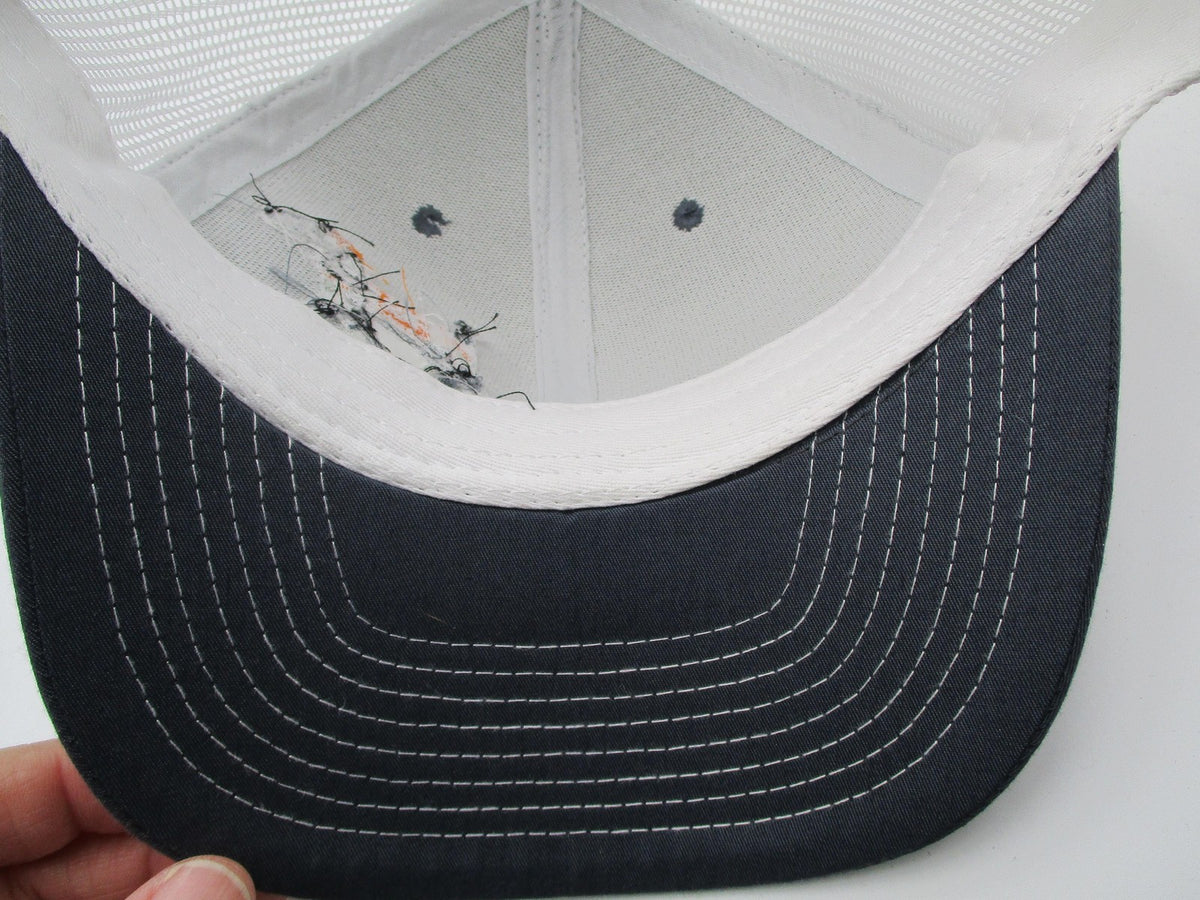 Cobra Hat Cap Snap Back Mens One Size Gray White Dog Graphic Trucker Mesh9