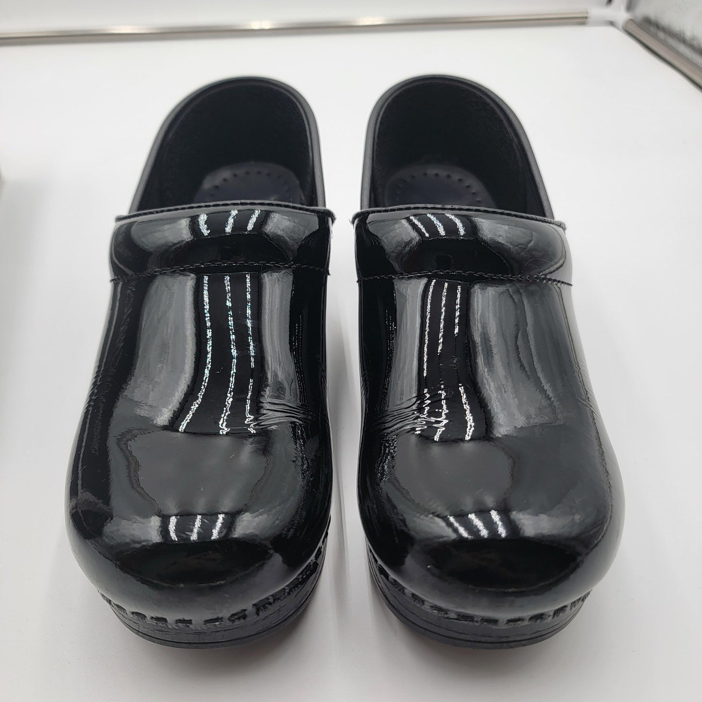 Dansko Wide XP 2.0 Waterproof Pull Up Clog Patent Leather Black 7.52