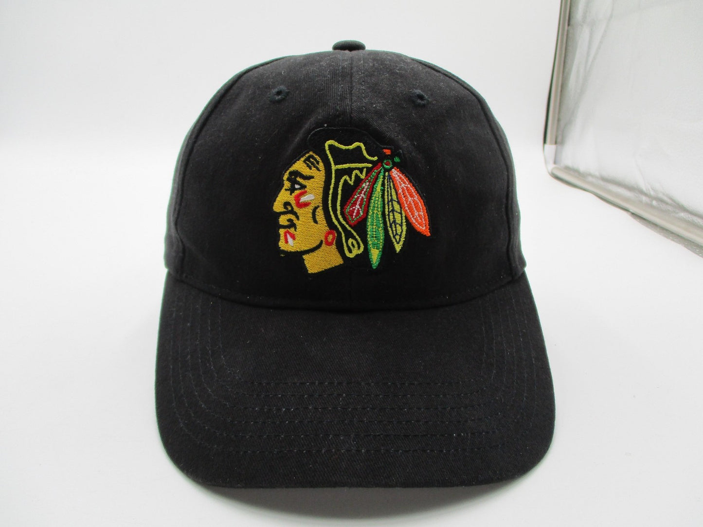 Chicago Blackhawks Hat Cap Strap Back One Size Black NHL Hockey Fan Favorite0