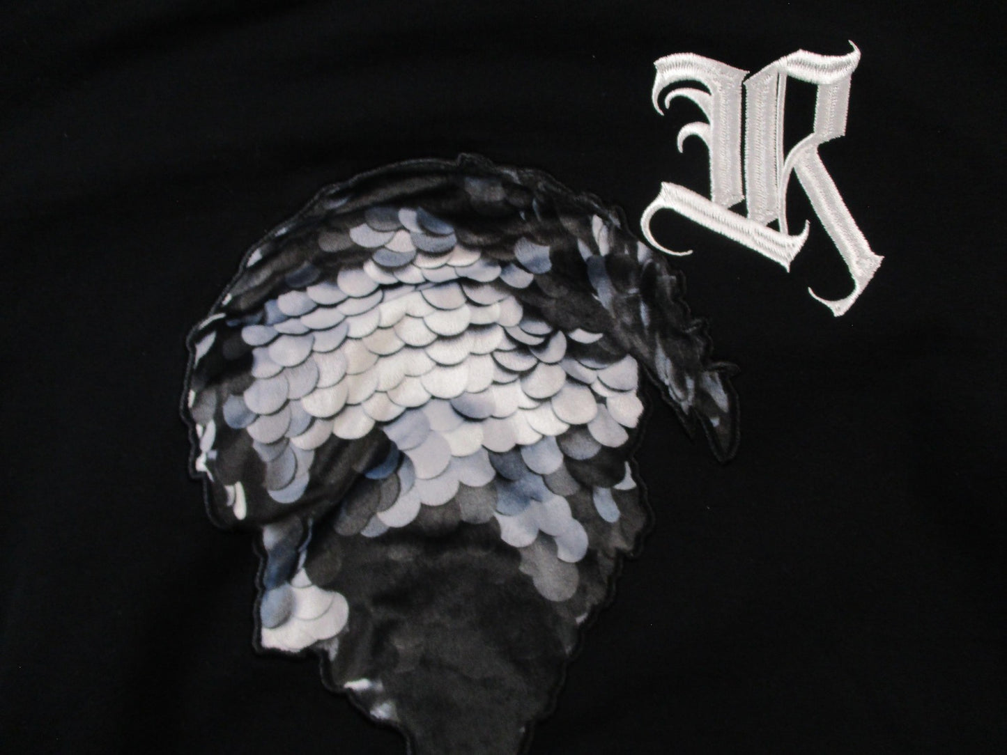 Loop Sweatshirt Kids L Black Royalty Spartan Helmet Graphic Crewneck Fleece 16195