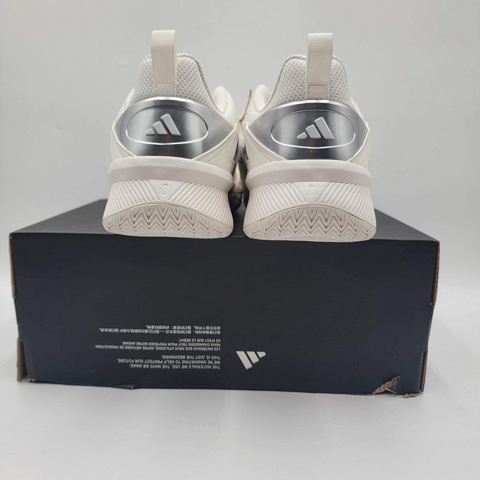 adidas Men's Dame Certified 3 Low Basketball Shoes 11 White IH8468 New with Box3