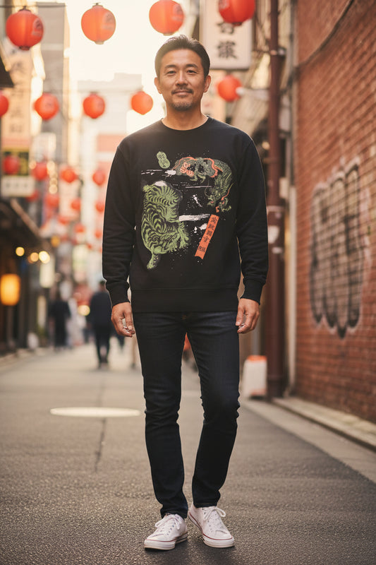 Uniqlo Sweatshirt Mens 2XL Black Tiger Dragon Graphic Crewneck UT MFA Boston0