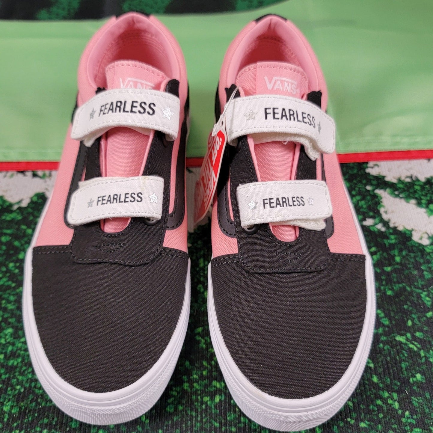 Vans Ward V Fearless Blk/Pink Icing Sz 4.5 Kids VN0A4BTCWG813