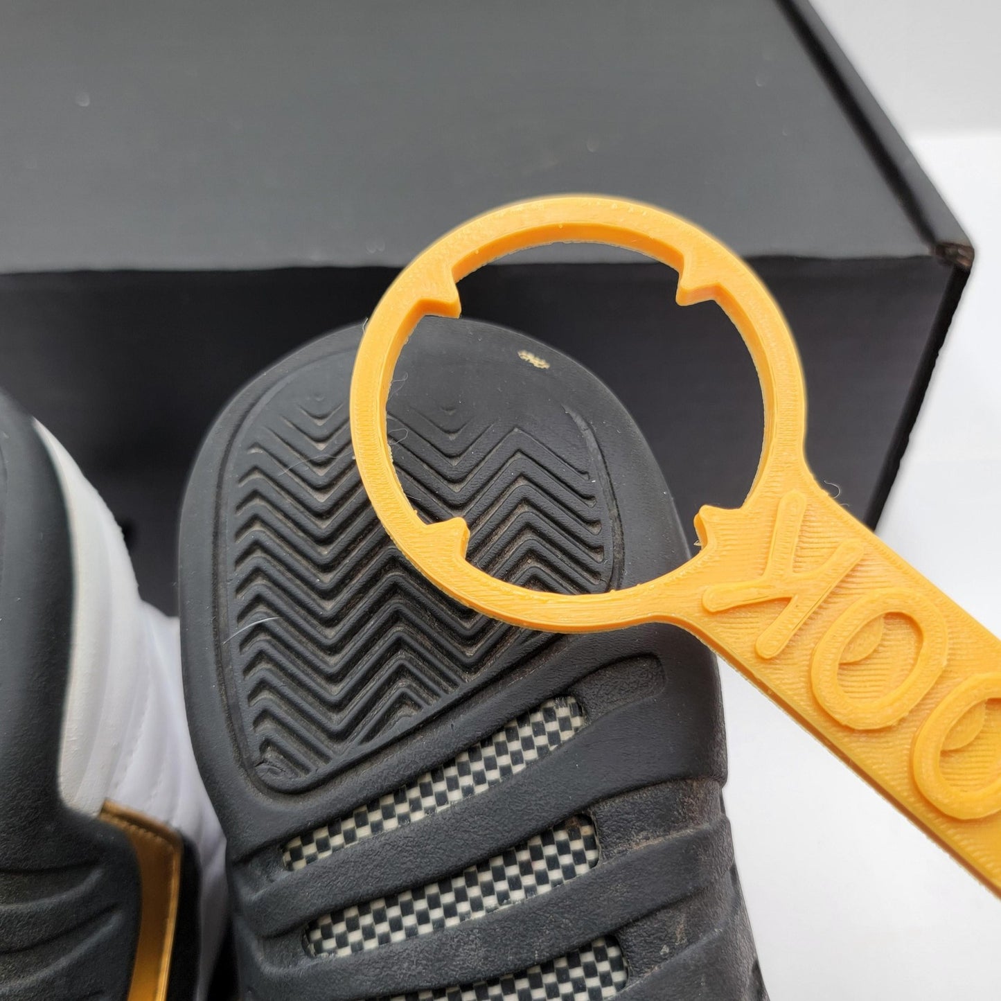 Air Jordan 12 Retro Shoes Youth Size 6Y Taxi 153265170 OG Sneakers
