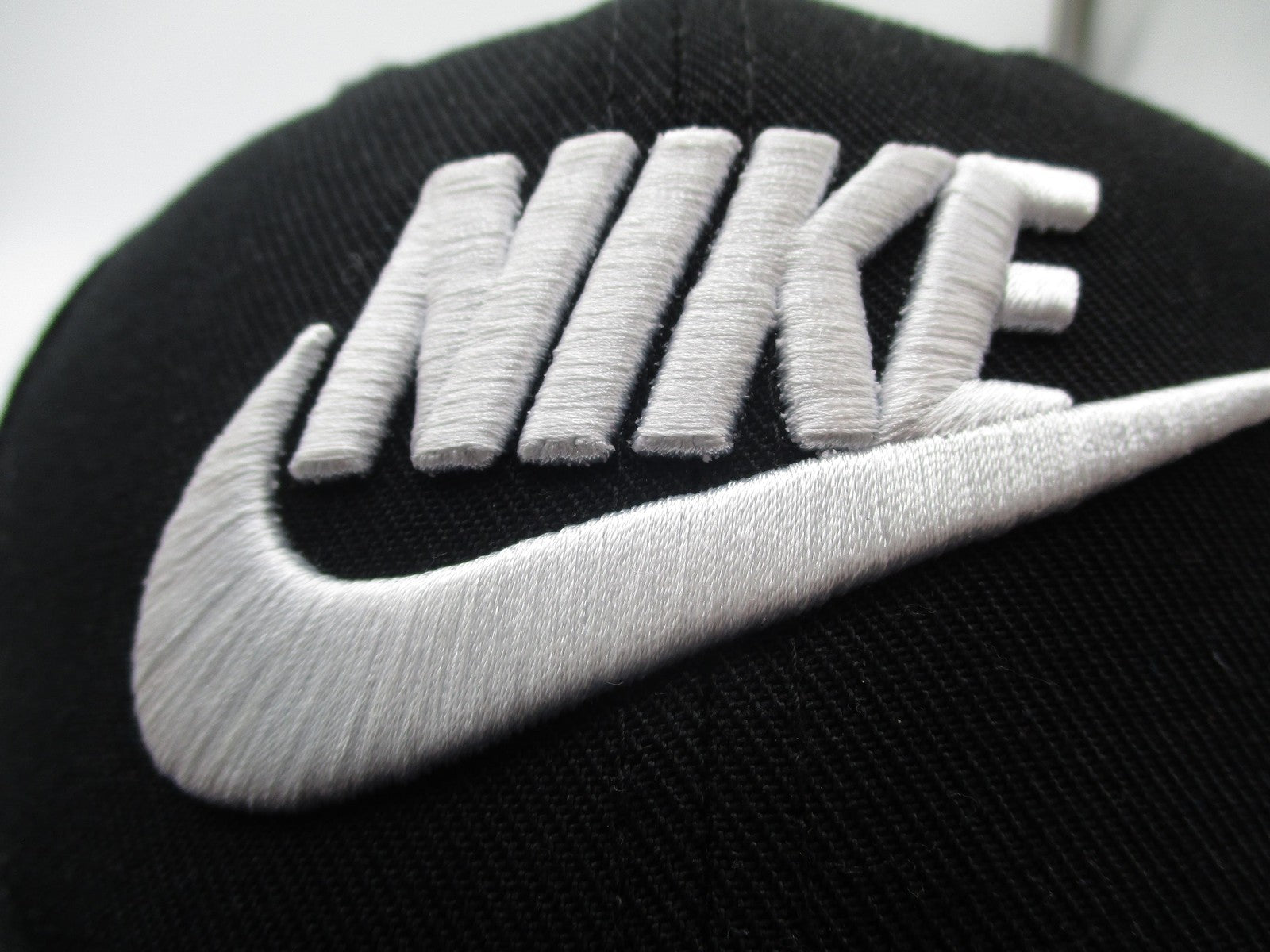Nike Hat Cap Snap Back Boys Adjustable Black Embroidered Baseball Twill Logo3