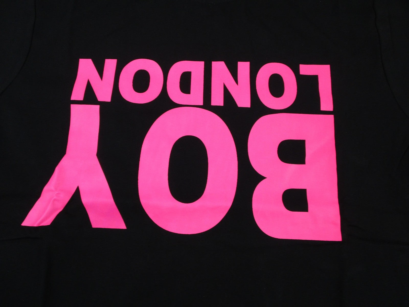 Boy London Shirt Mens Medium Black Pink Logo Graphic Streetwear TShirt Tee 13123