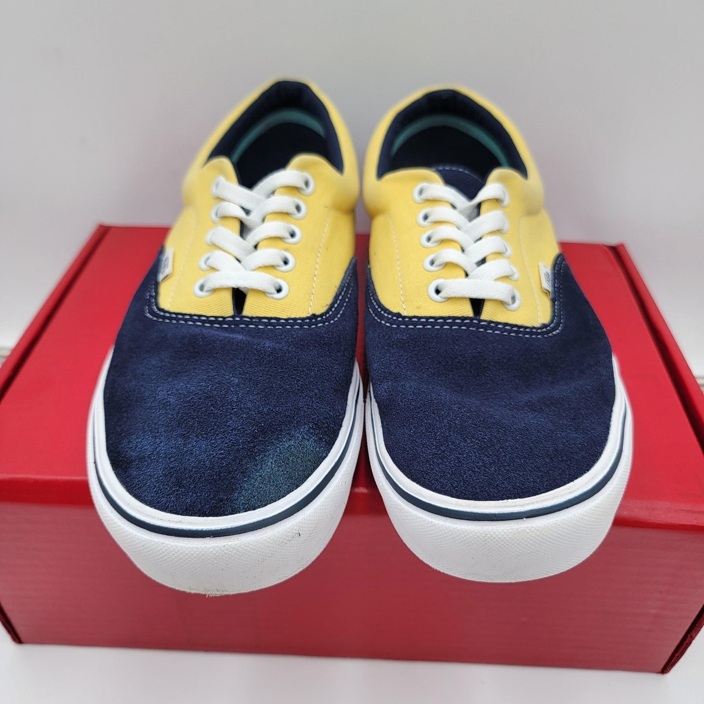 Vans ComfyCush Era Shoes Mens Size 10.5 Navy Yellow Low Top Skate Sneakers Suede2