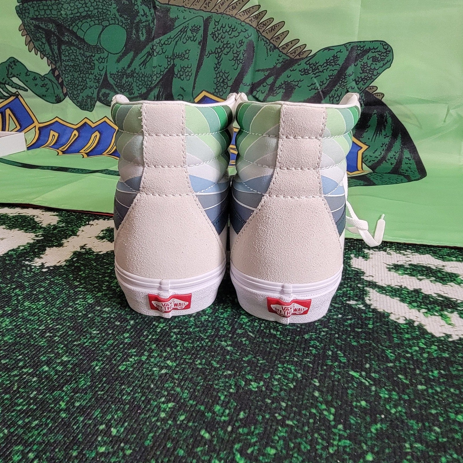 Vans Sk8Hi Reissue Refract TruWhite/Multi Sz 11M VN0A4U3DWN82