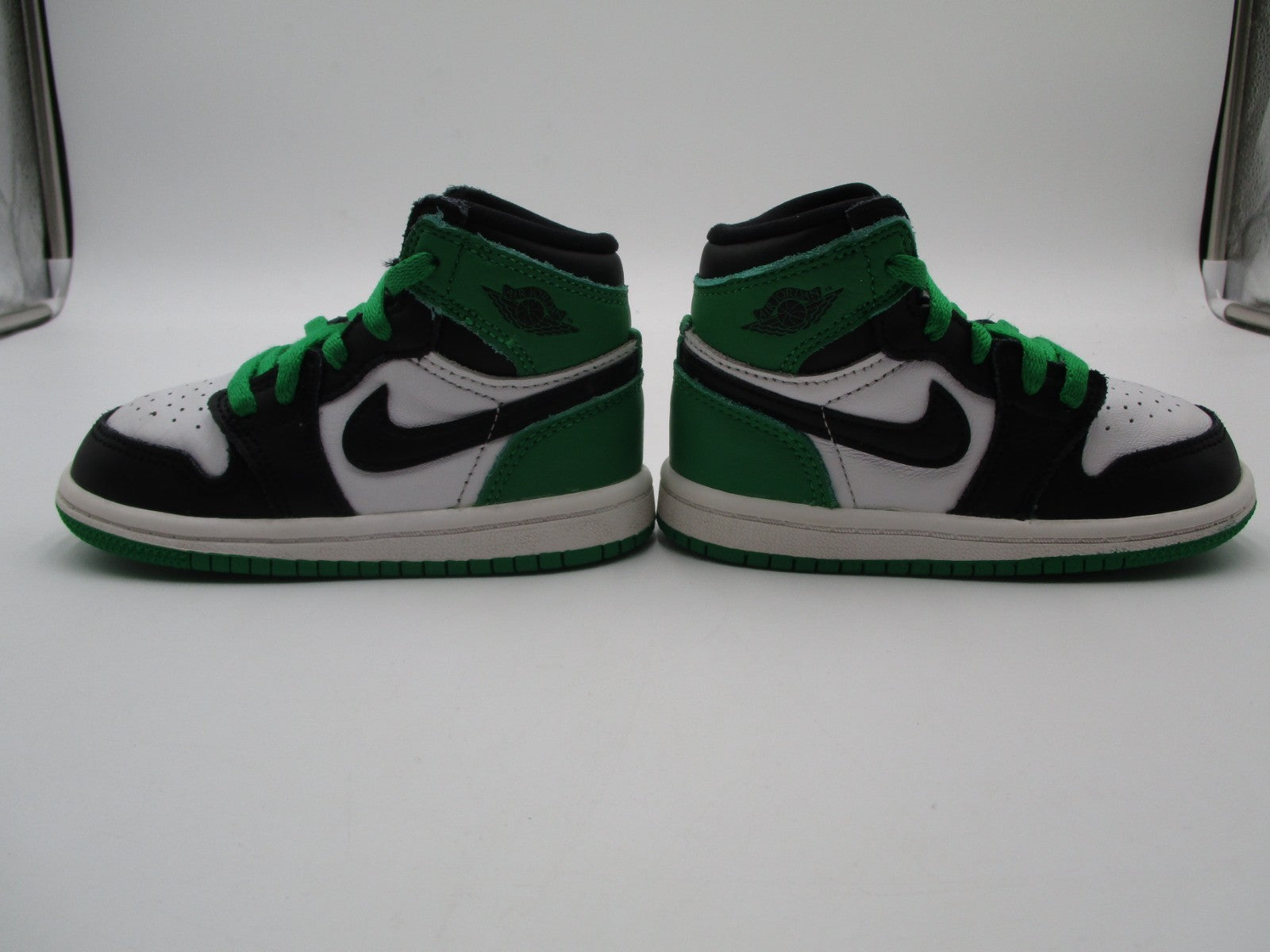 Nike Kids Sneaker Bundle – Royal Blue/Black & Green/White – Sizes 7C + 7Y (1A8)3