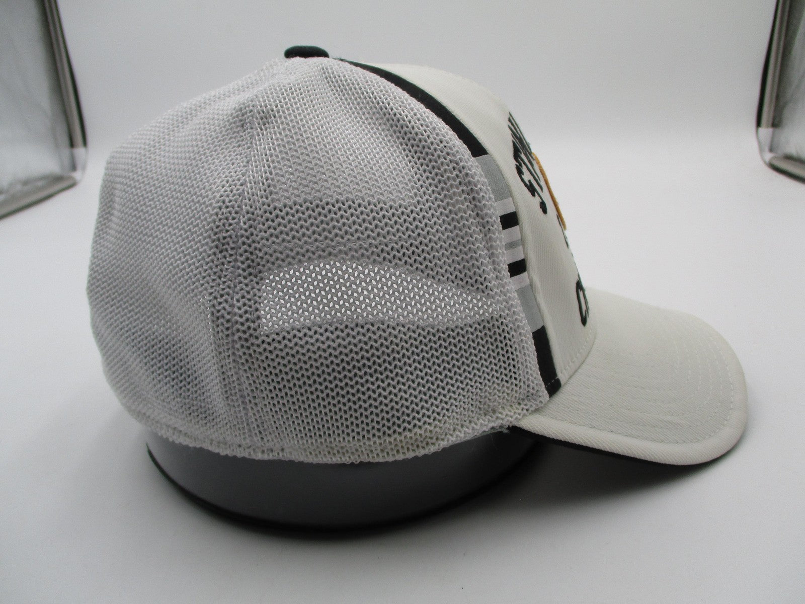 Boston Bruins Hat Cap Fitted One Size White NHL Hockey Mens Stanley Cup Reebok8