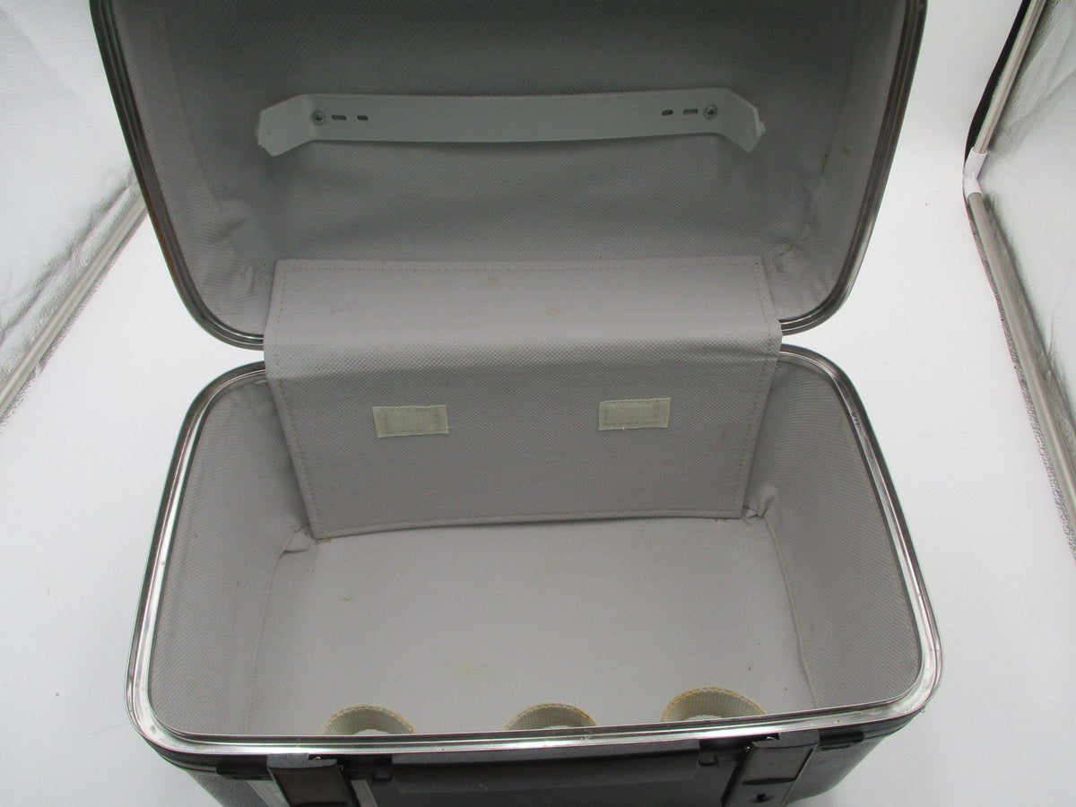 American Tourister Black 13" Hard Train Case Locking Women Cosmetic Makeup Bag5