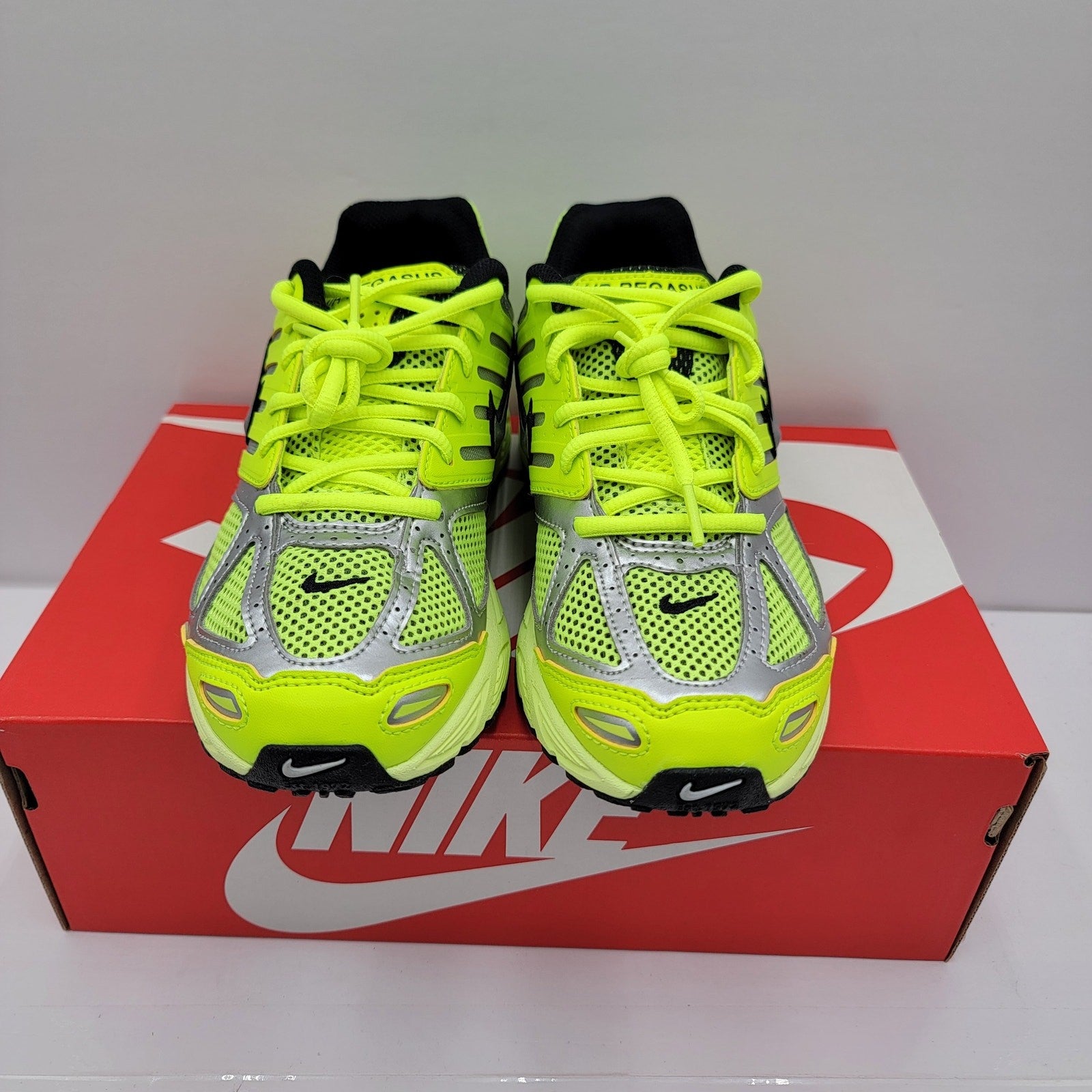 Nike Air Pegasus 2K5 'Volt' Women's Size 7 - New in Box2