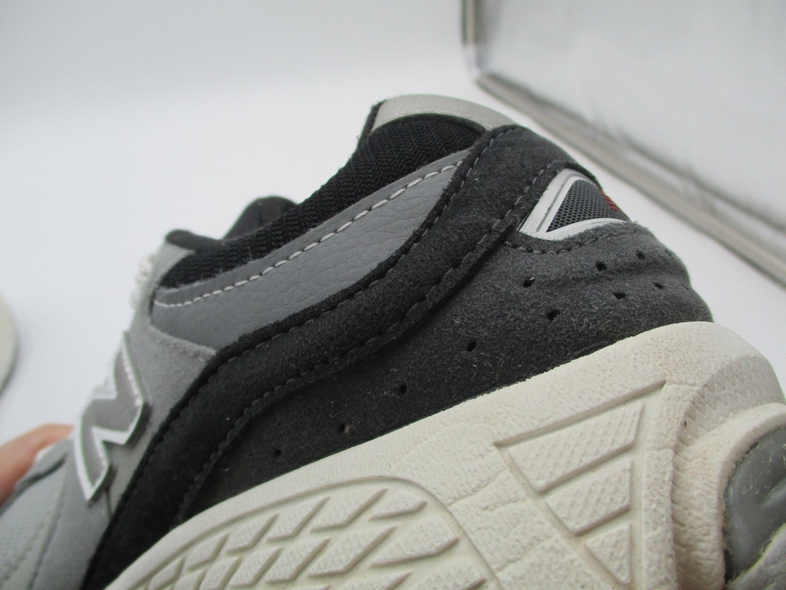 New Balance 2002R Big Kid 'Slate Grey Black' Sz 5.5 Running GC2002SG Sneaker 1R517