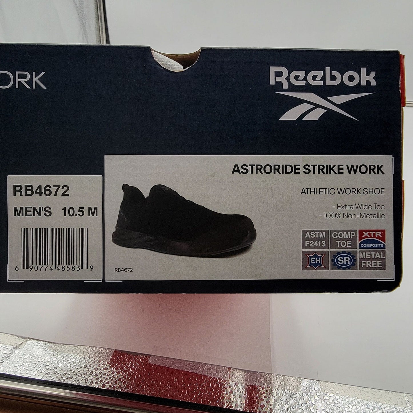 Reebok Astrostride Strike Black Athletic Work Shoe Mens Sz 10.5M RB46726