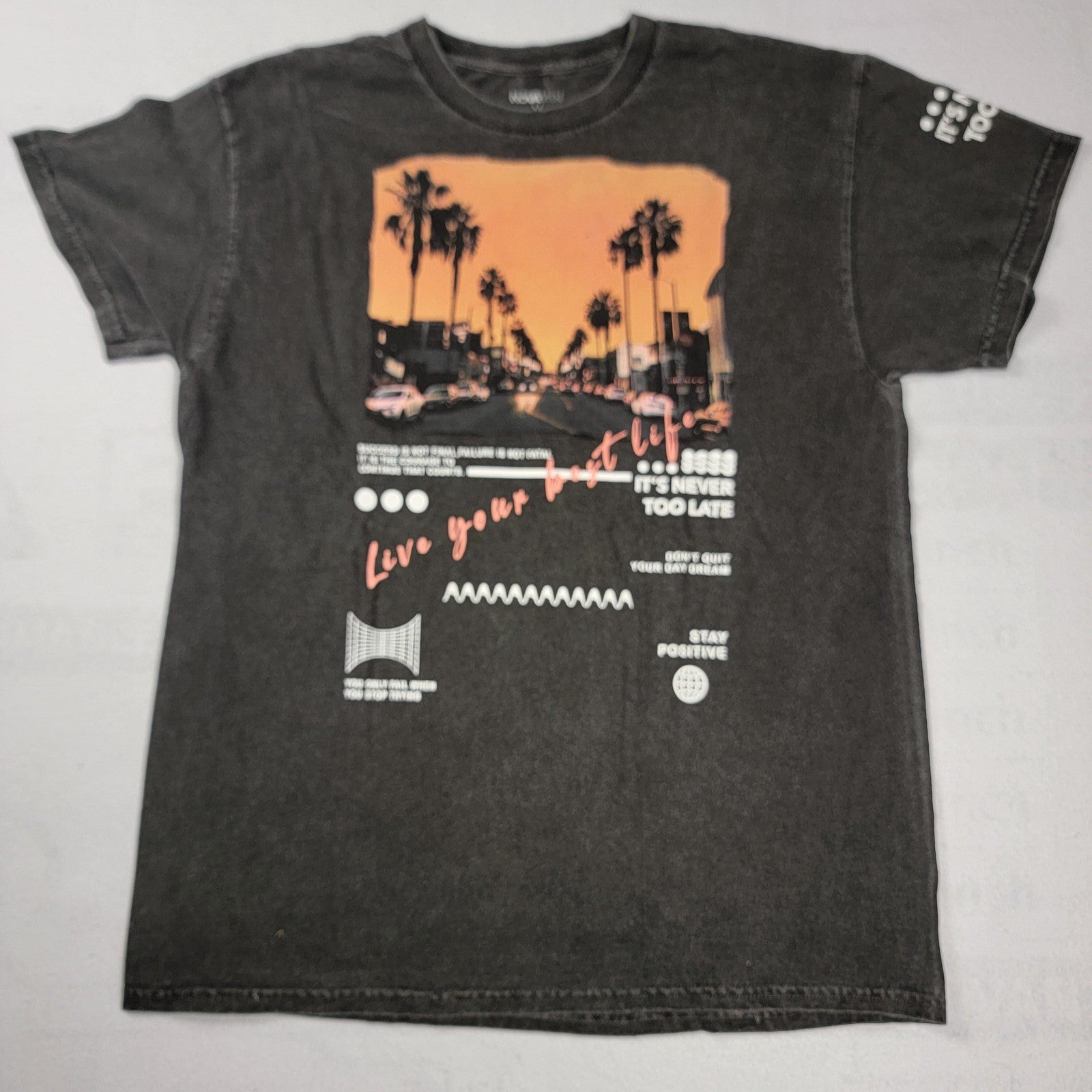 4 Pack FashionNova Streetwear Tshirts Sz Medium