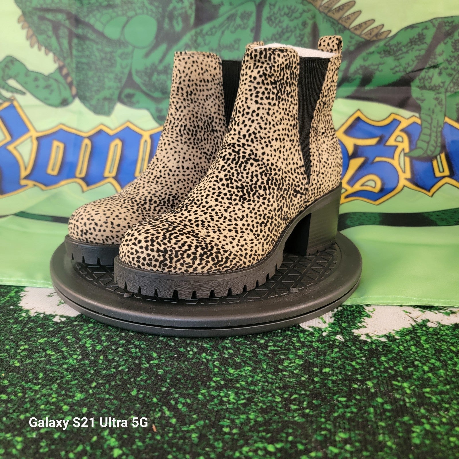 MIA Women’s Laren Chelsea Cheetah Print Brown Black Pull On Booties  Size 7 NIB2