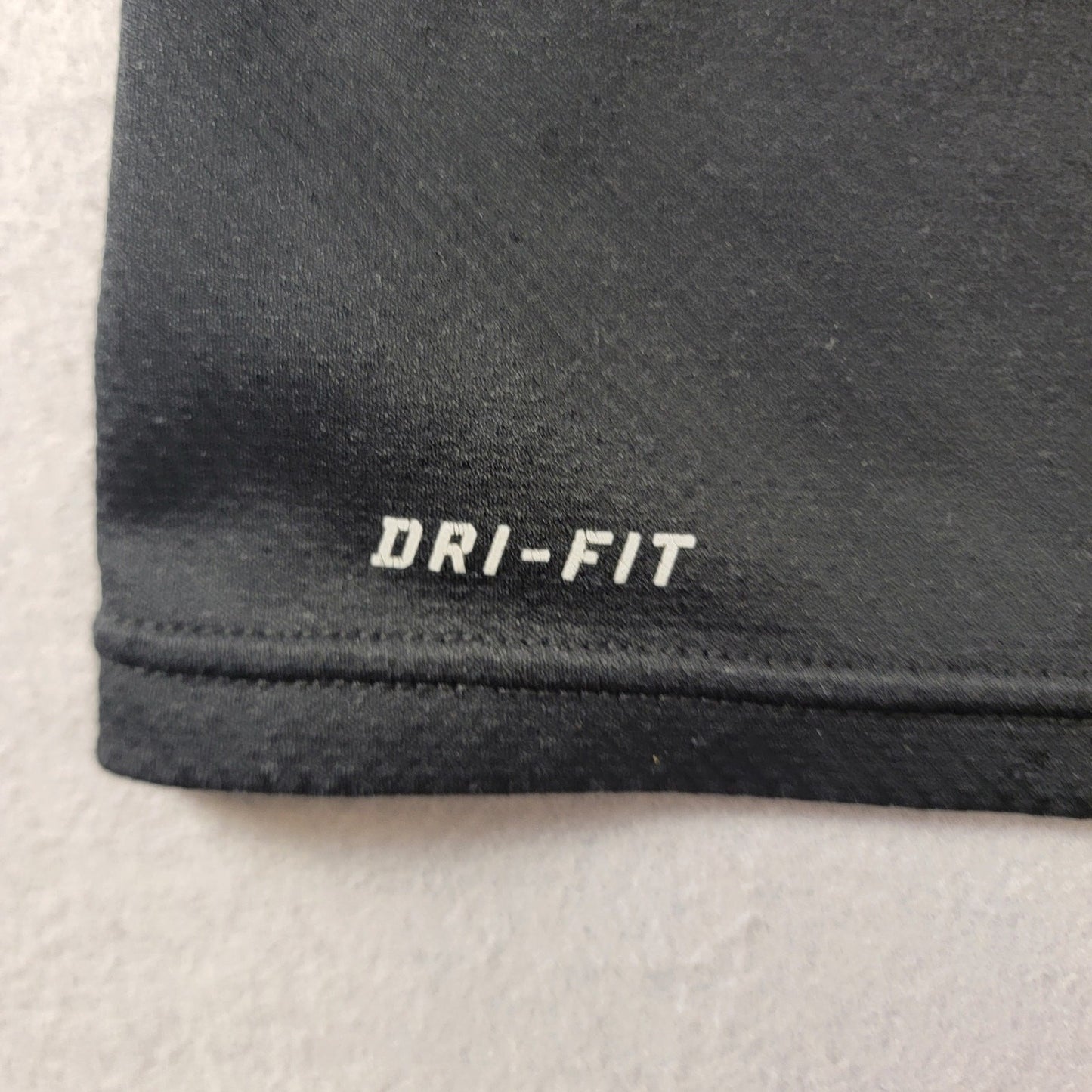 Nike Men’s 1/2 Zip DriFit Gray 453467010 Mens Sz L
