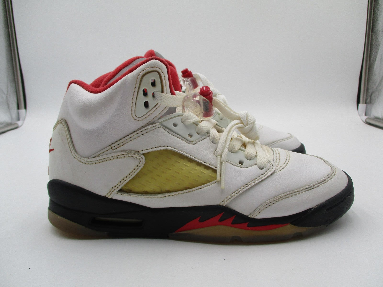Nike Air Jordan 5 Retro Shoes Youth Size 5Y White Red Fire Red GS 440888-1016
