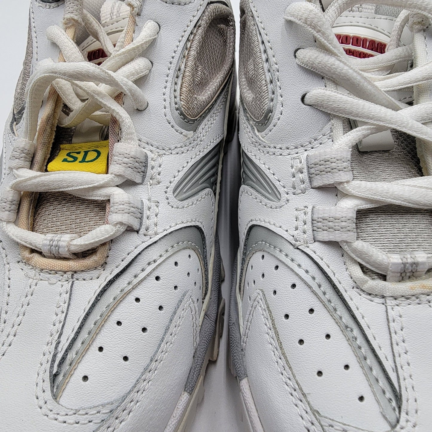 Kodiak Mens Hiking Sneakers White Sz 7.56