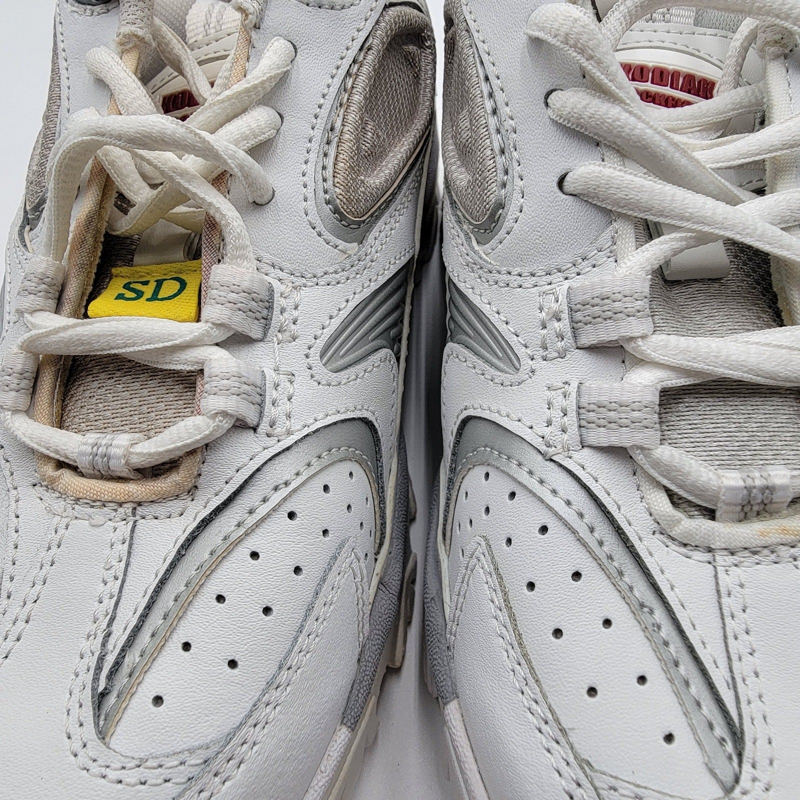 Kodiak Mens Hiking Sneakers White Sz 7.56