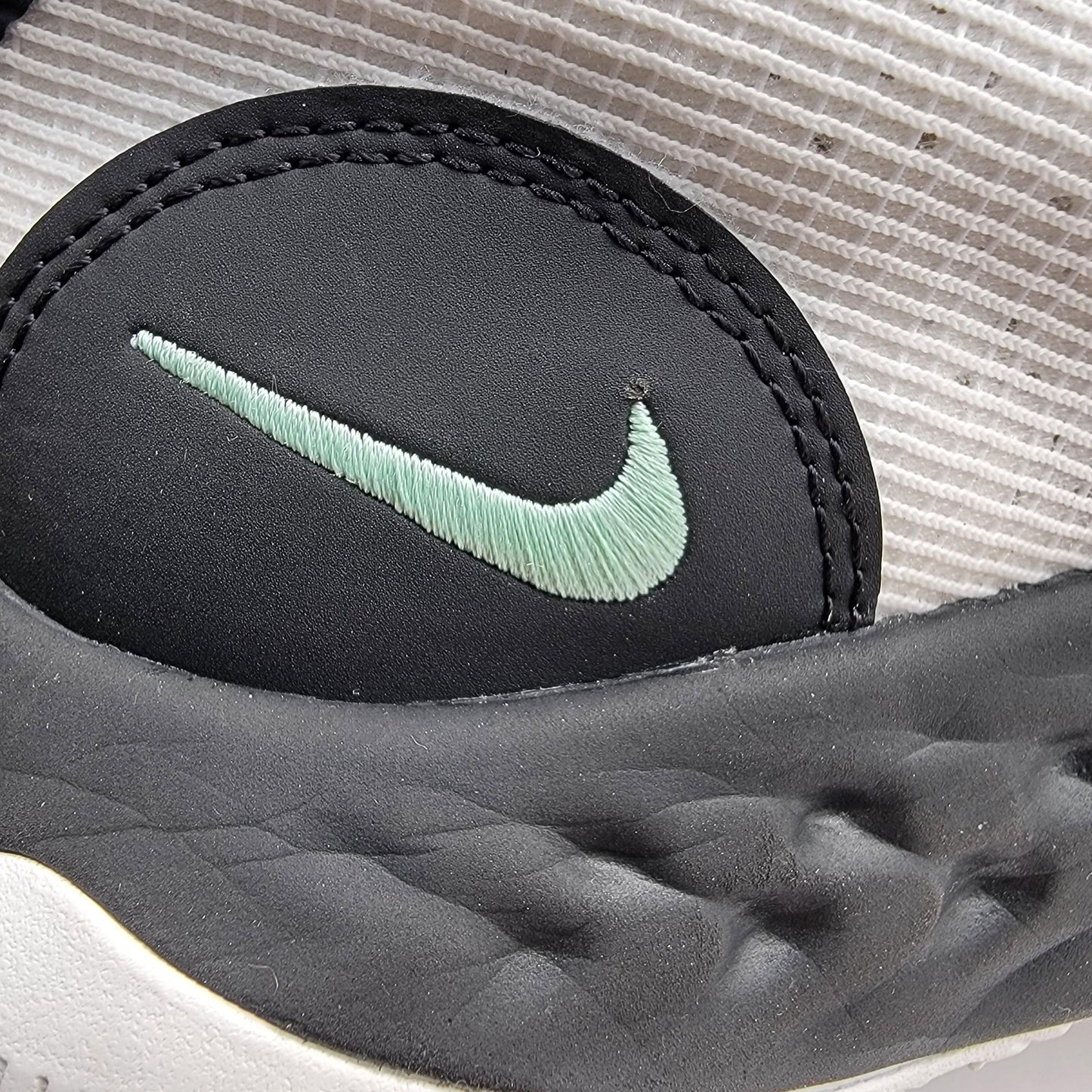 Nike PG 6 'Orange Chalk' Sz 7.5 DC1974101
