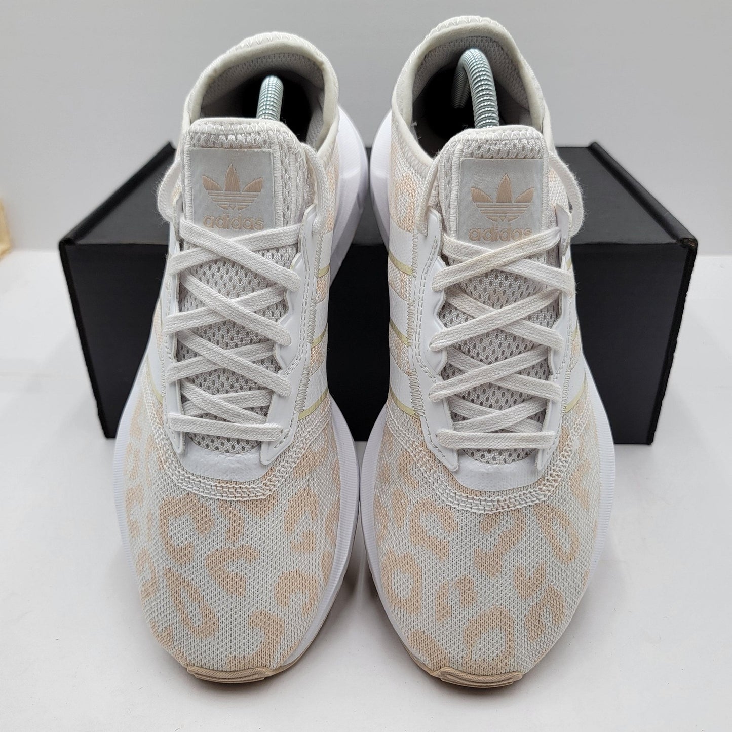 Adidas Swift Run Shoes Wmns Sz 10 White Beige Leopard Print Athletic H01907