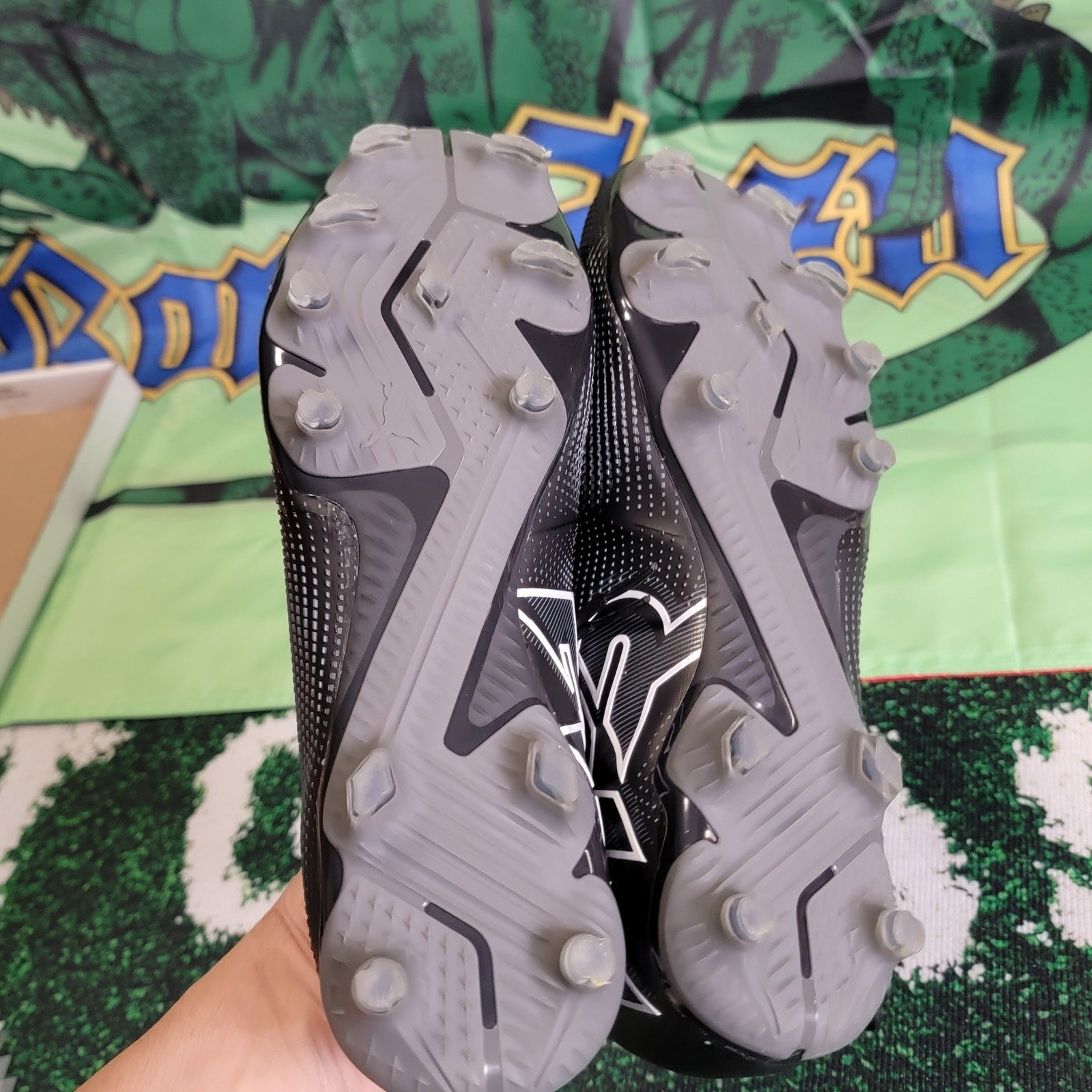 Puma Future 7 Match FG Cleats  Black/White  Men's Size 11 107715024