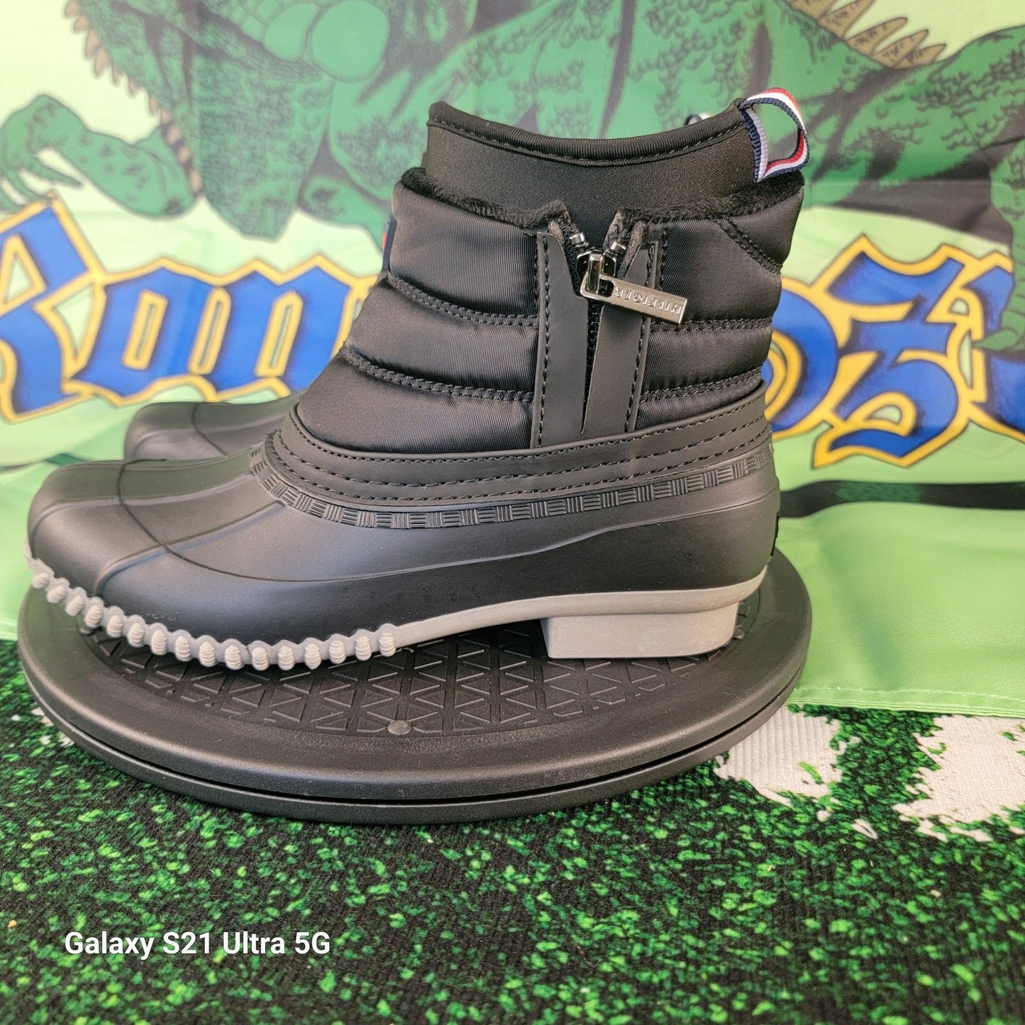 Tommy Hilfiger Womens Roana Black Winter & Snow Boots 7 Med1