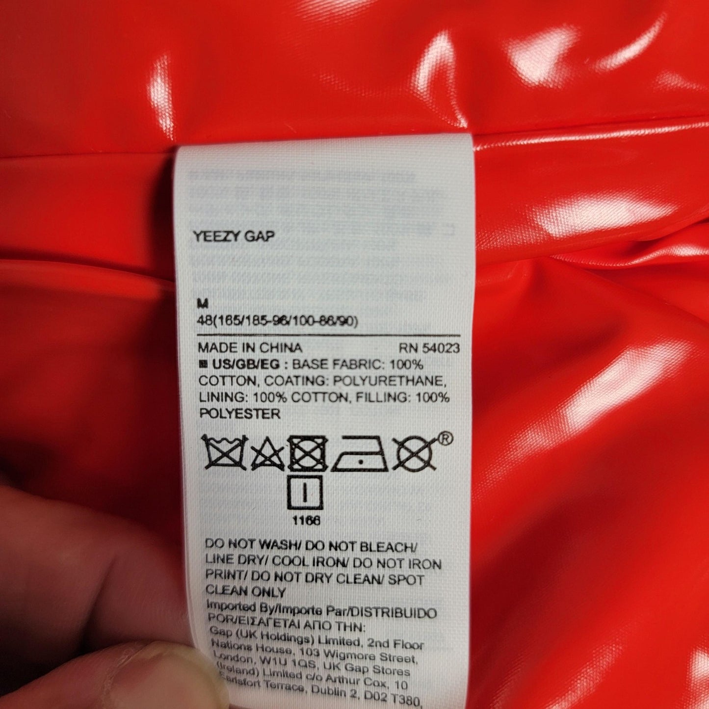 Yeezy Gap Round Jacket Mens Medium Puffer Coat YZY Red Insulated NWT5