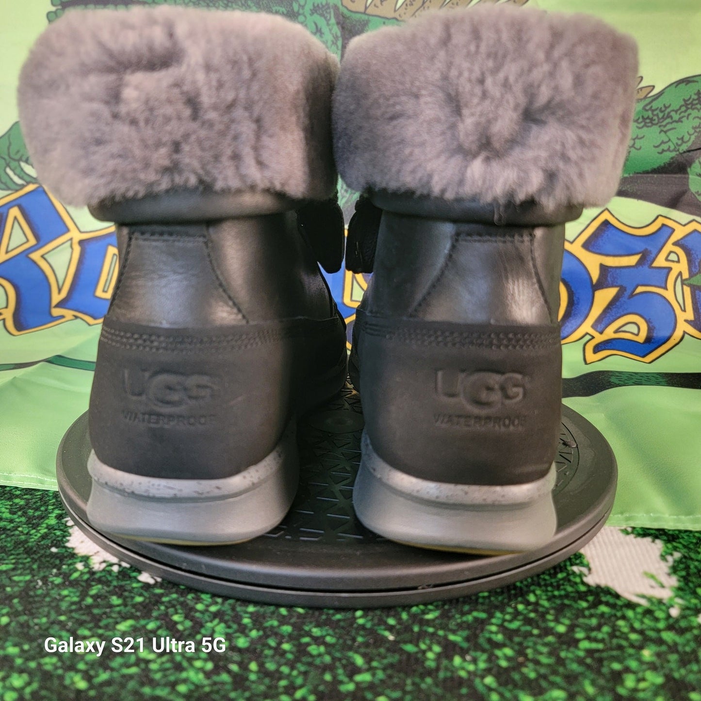 UGG Mens Roskoe waterproof Leather Boots 1012204  Black size 11.52