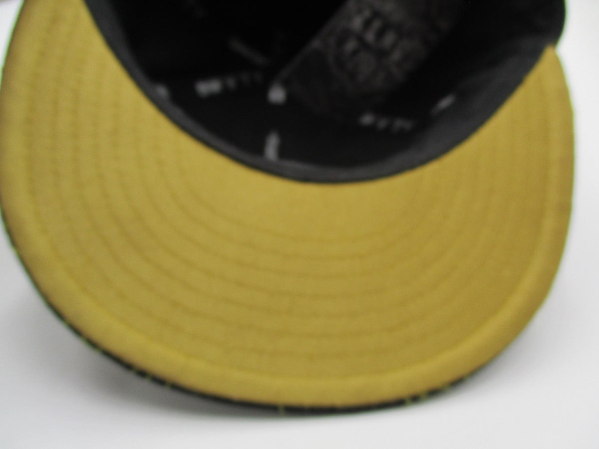 Vintage New Era DC Shoes Hat Cap Fitted Mens 7 1/4 Black Gold 59FIFTY Logo9