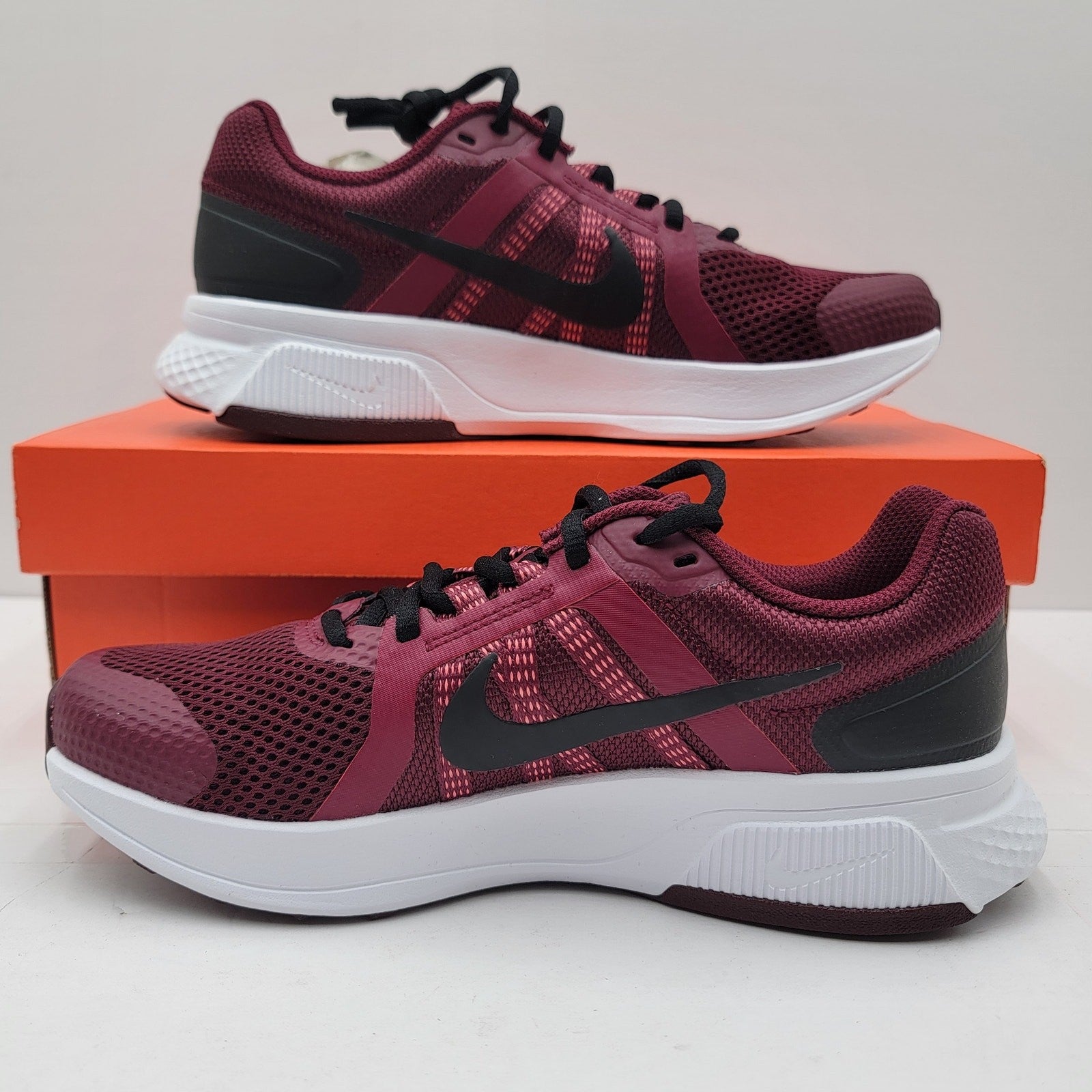Nike Run Swift 2 'Dark Beetroot' Women's Size 8.51
