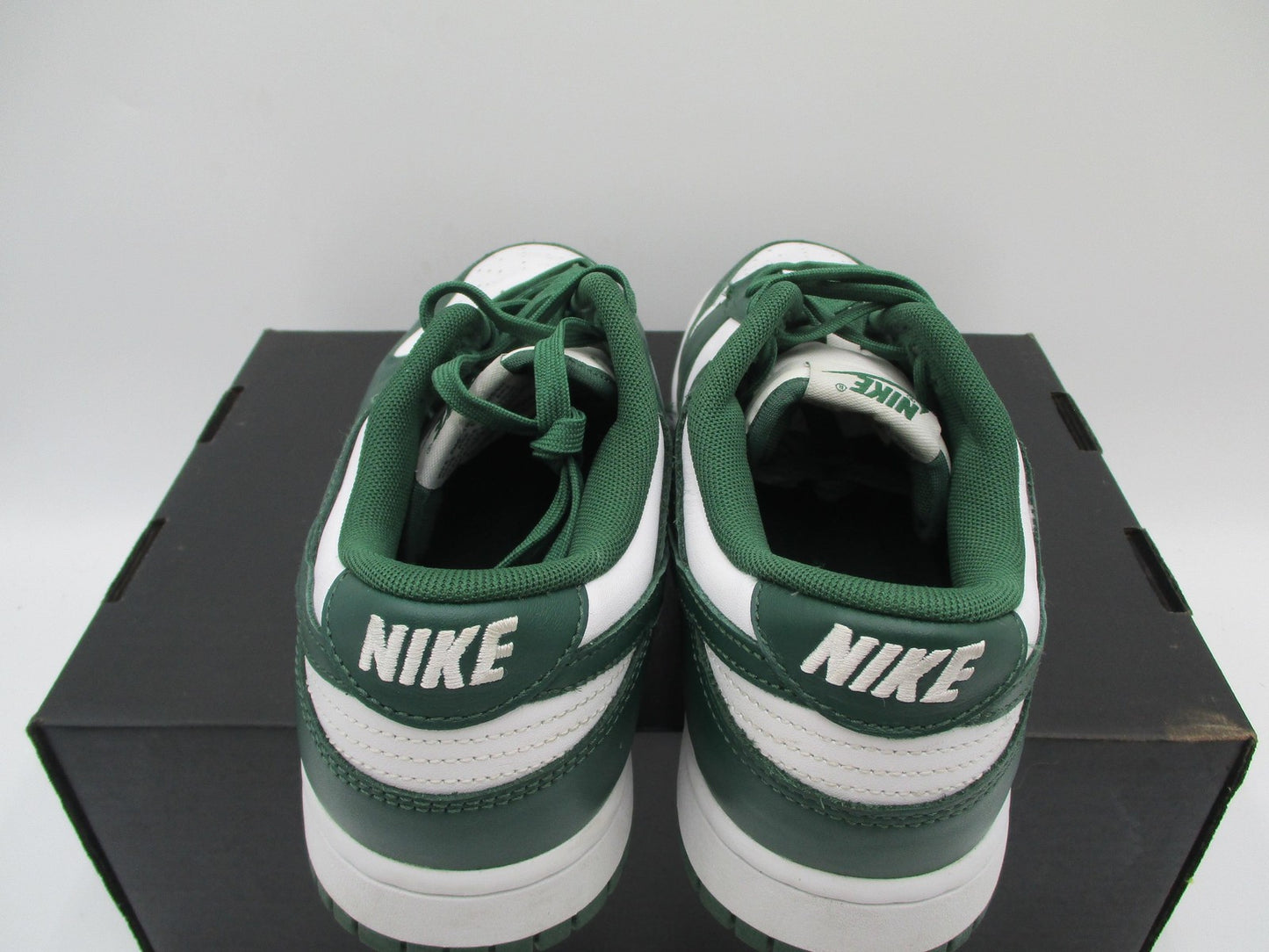 Nike Dunk Low 'Michigan State' Size 9 White Team Green Basketball DD1391101 1E96