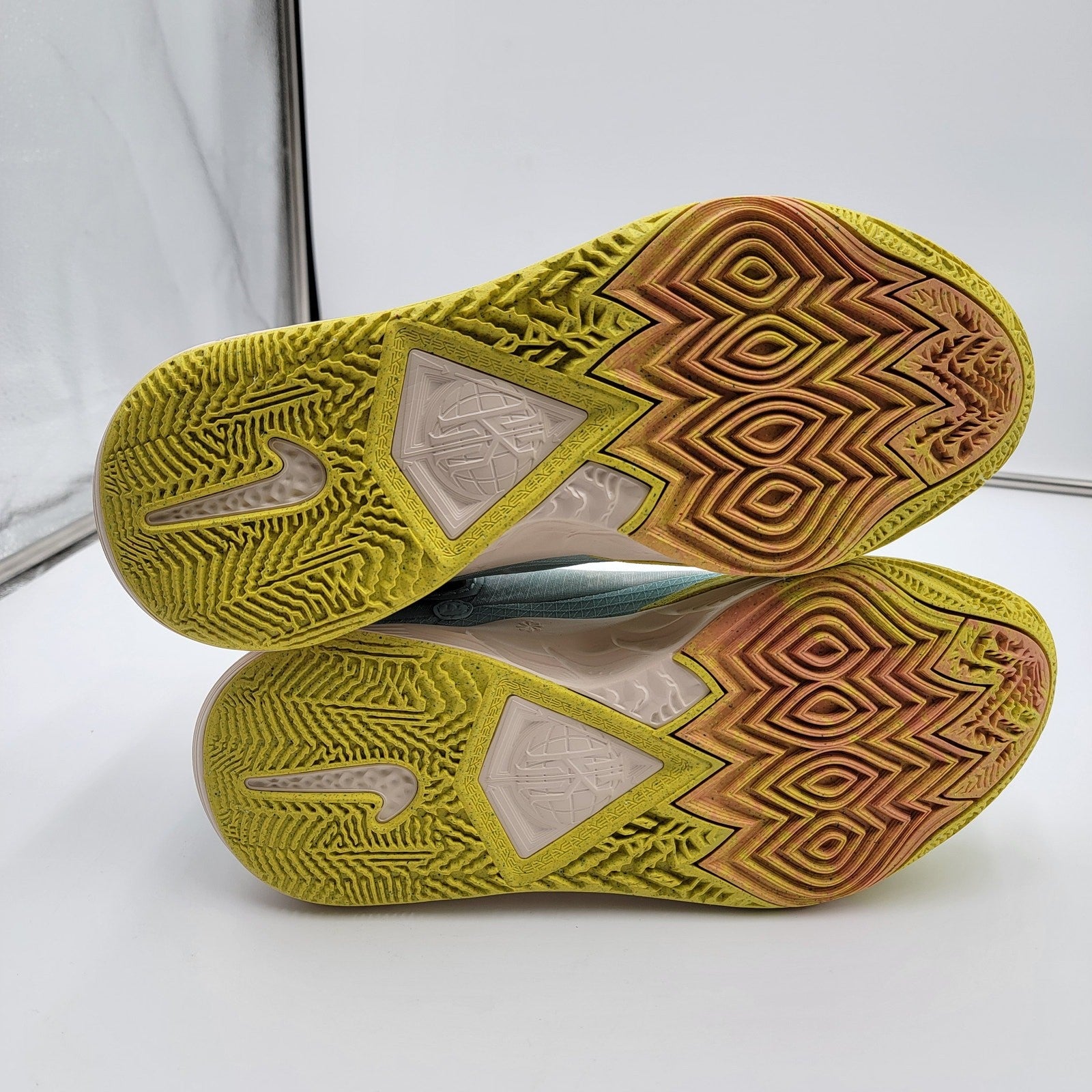 Nike Kyrie 8 'Eagle' Sz 12 DJ6017-400 (103-108)4