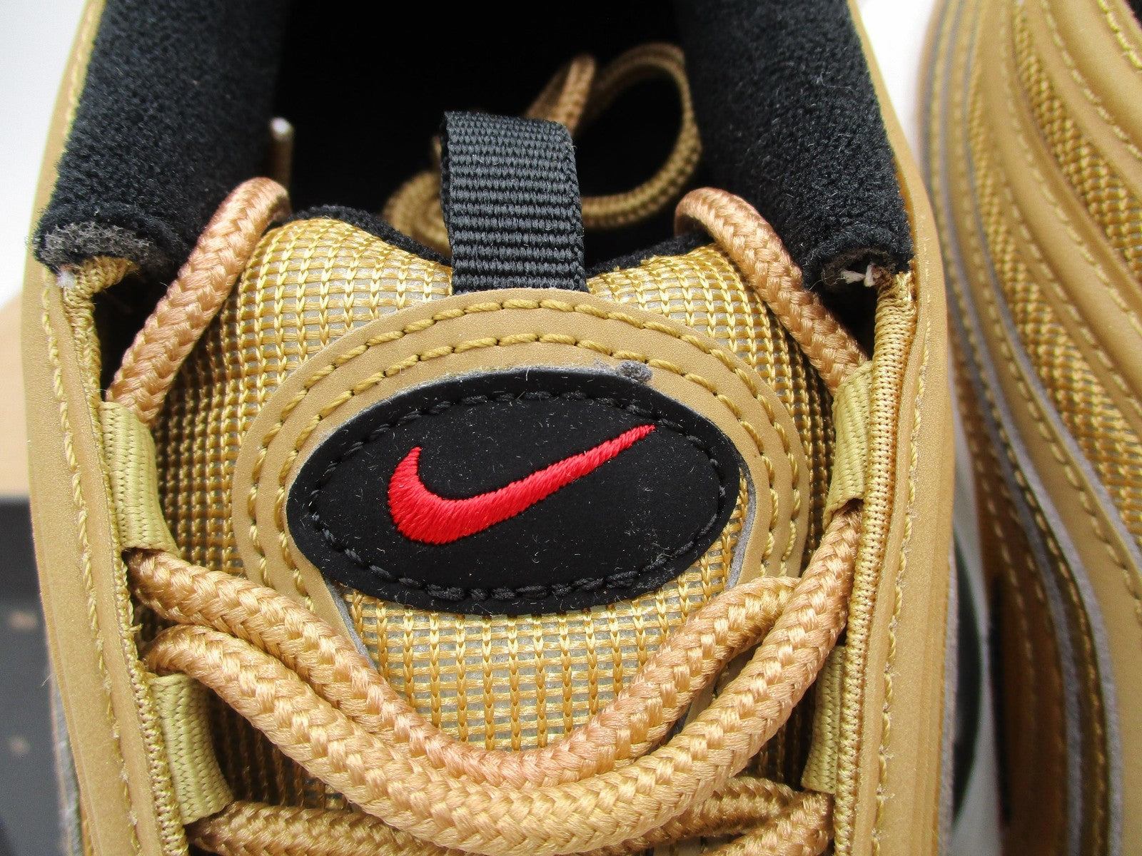 Nike Air Max 97 OG Shoes Womens Size 10.5 Metallic Gold Varsity Red DQ9131-7006